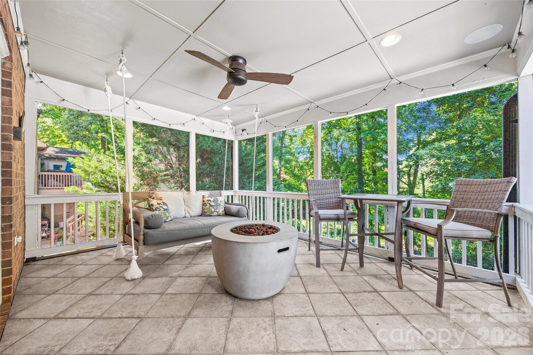 7940 Sunnyvale Lane