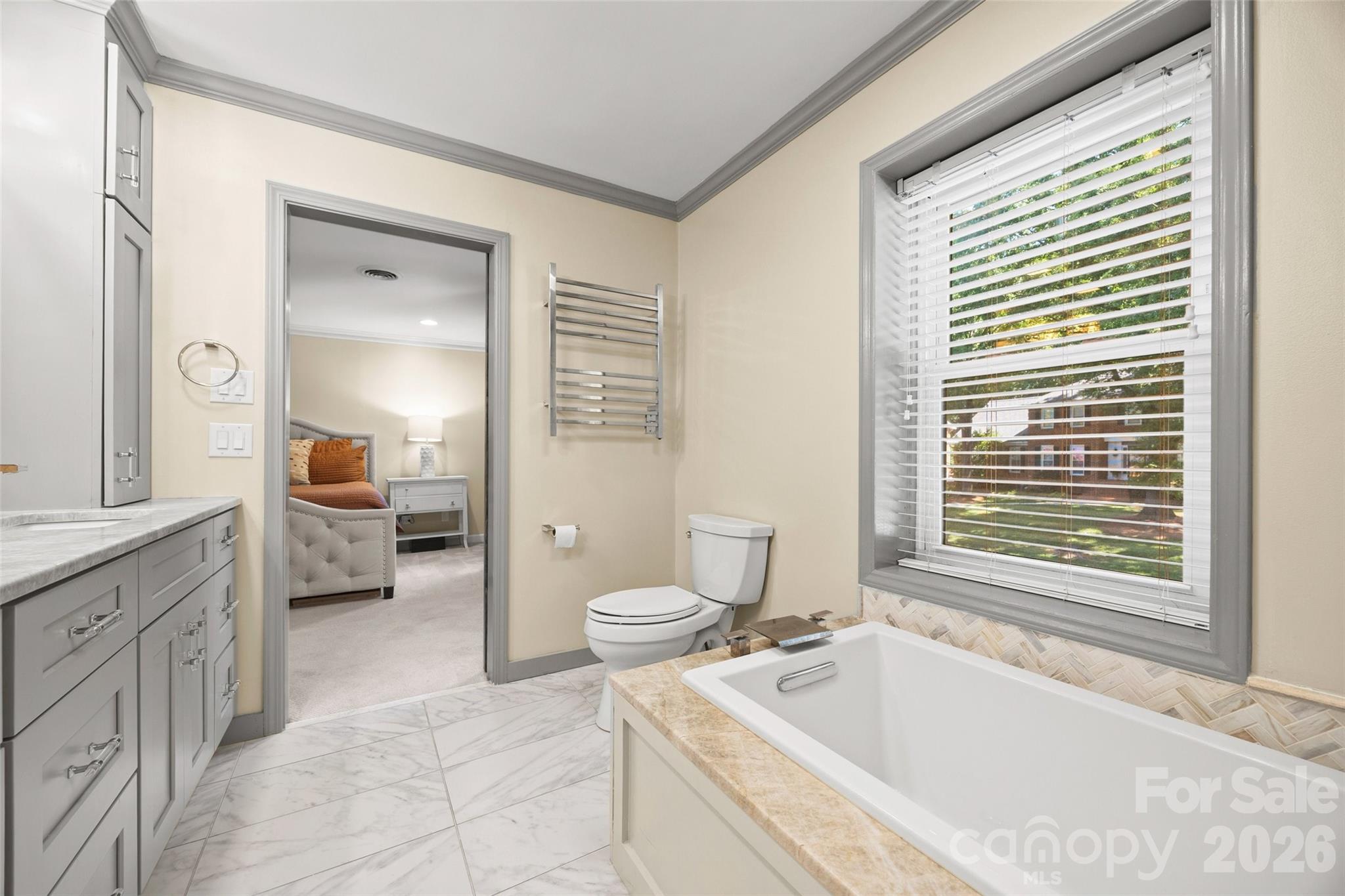 7940 Sunnyvale Lane