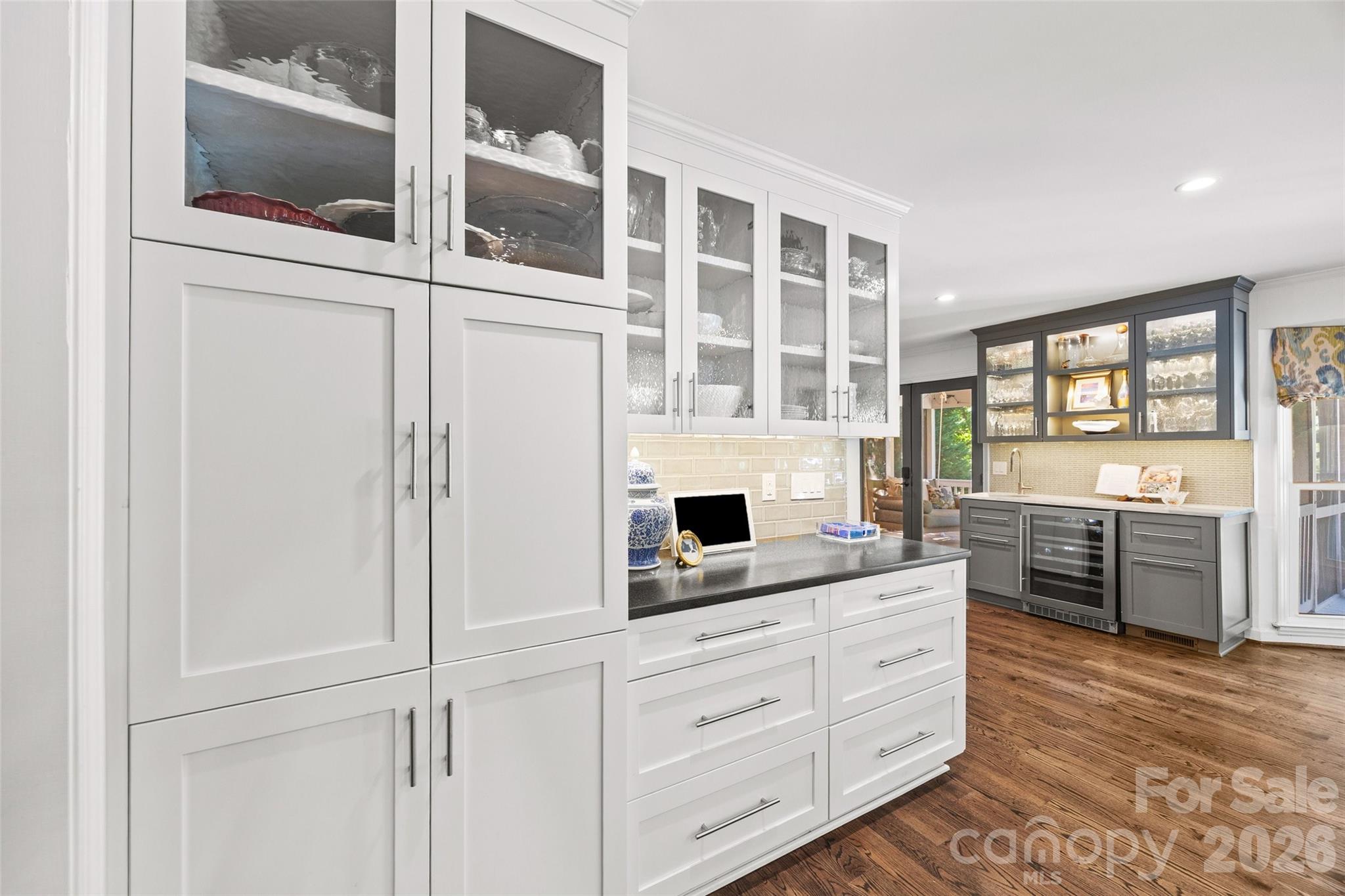 7940 Sunnyvale Lane
