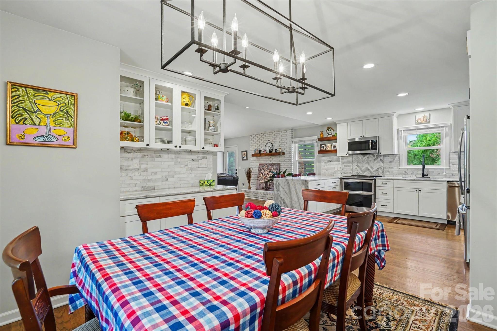 2506 Nancy Lane