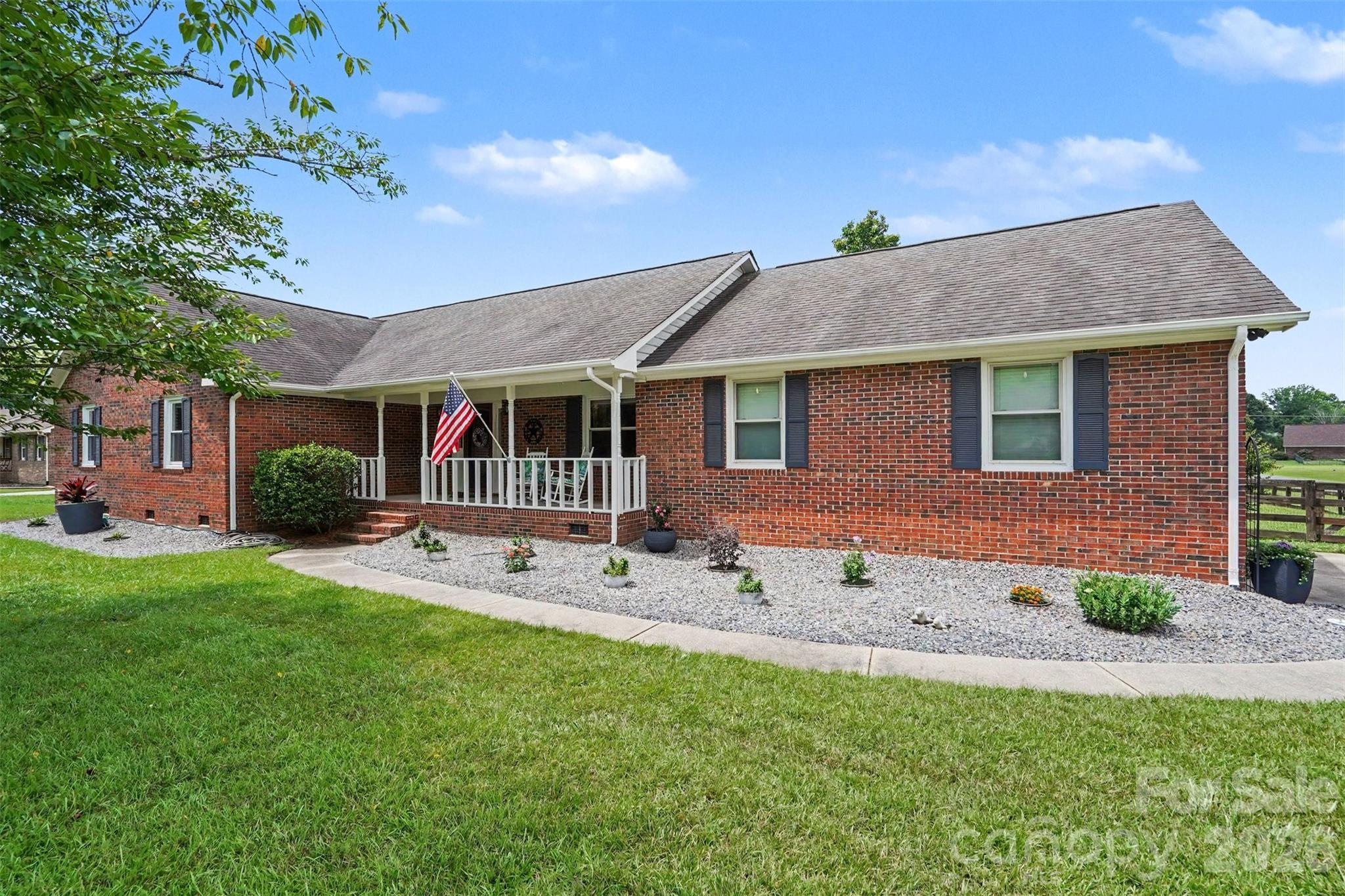 2506 Nancy Lane