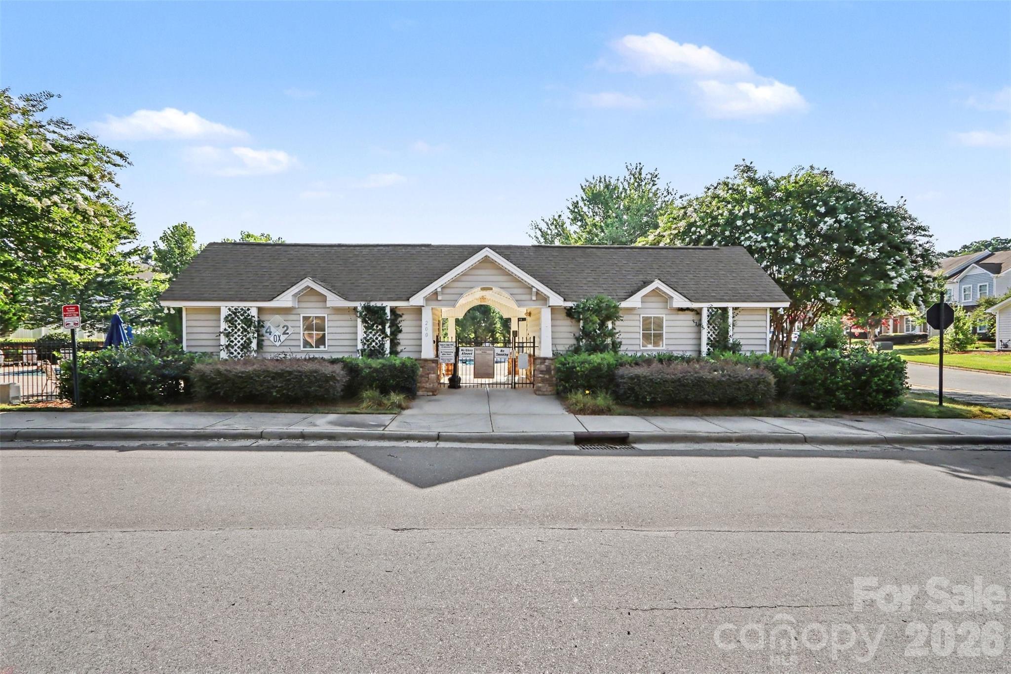 200 Park View Drive