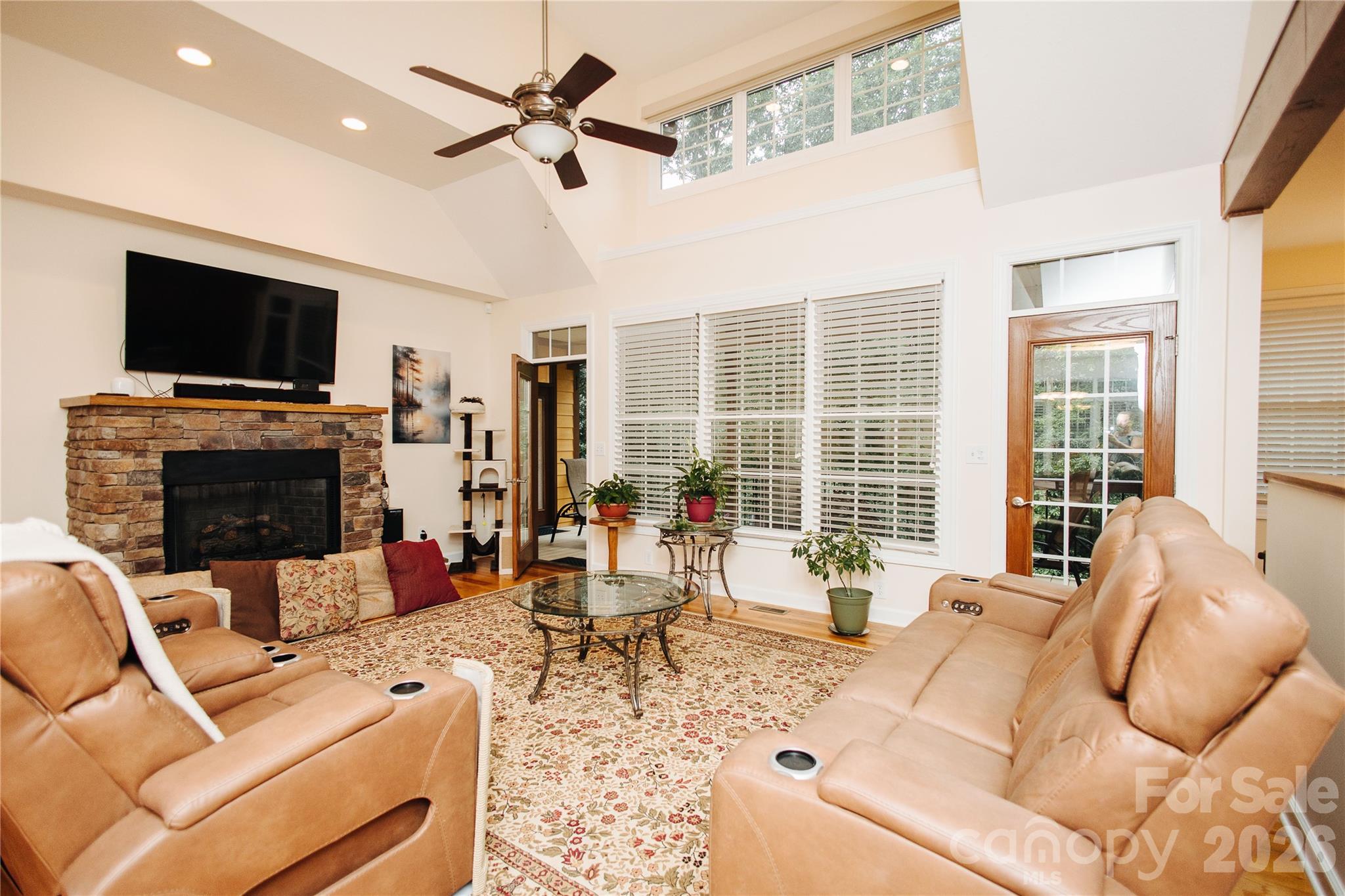 487 Cross Creek Drive