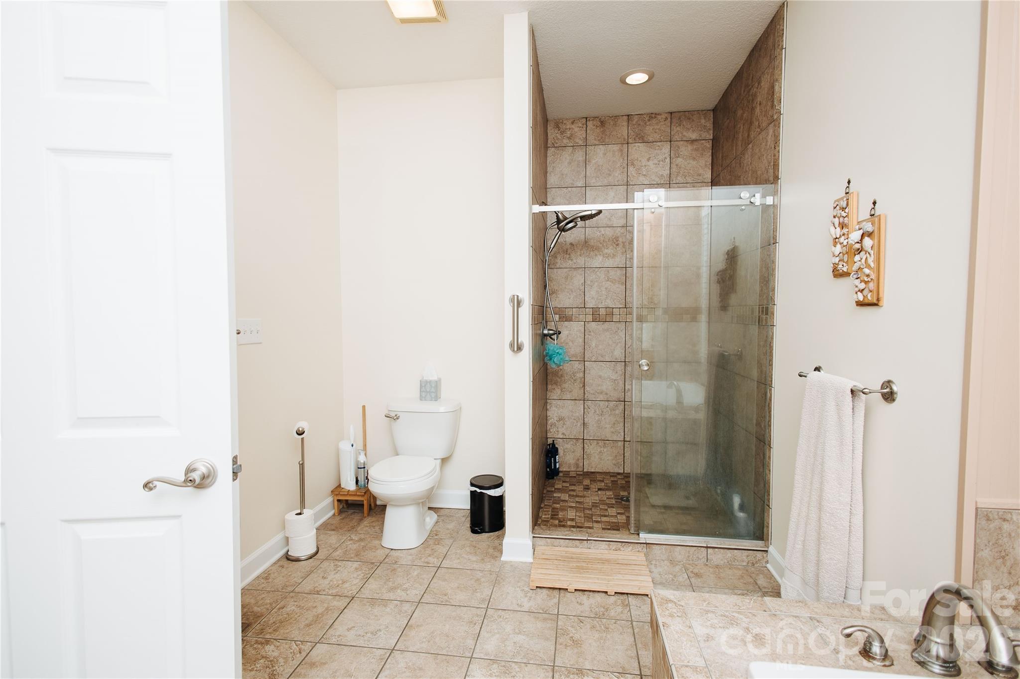 487 Cross Creek Drive