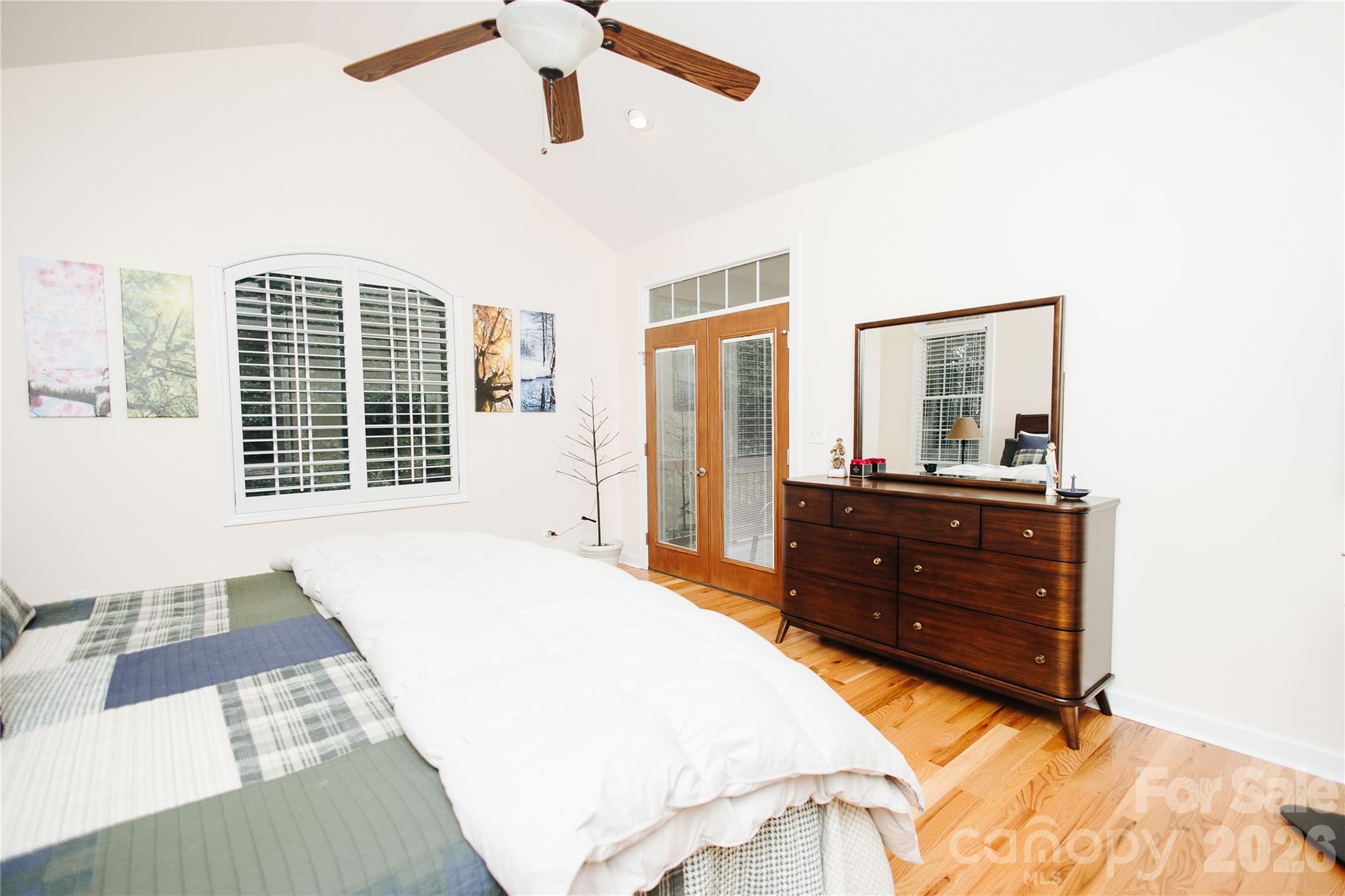 487 Cross Creek Drive