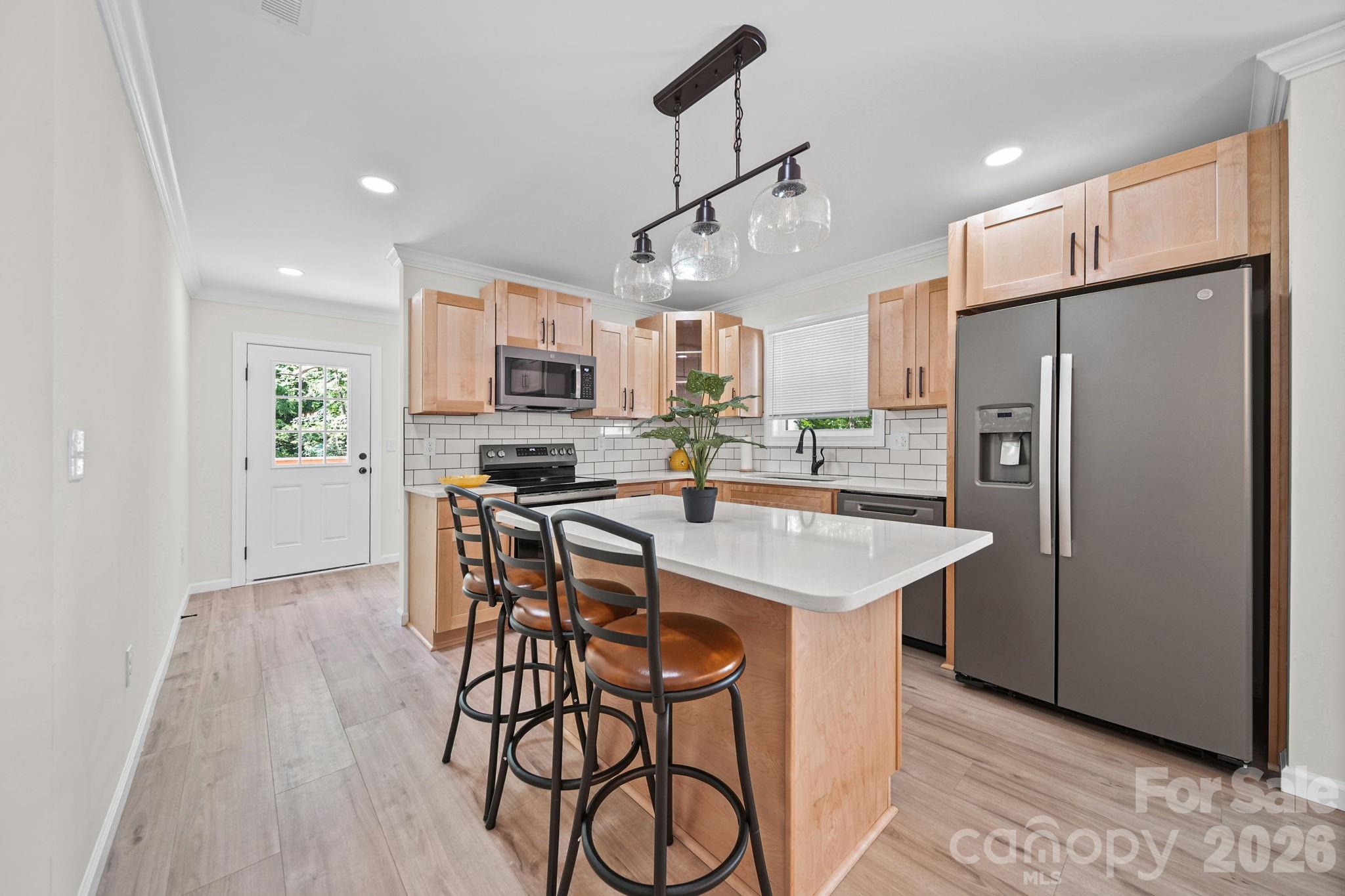 253 Hall Avenue NW