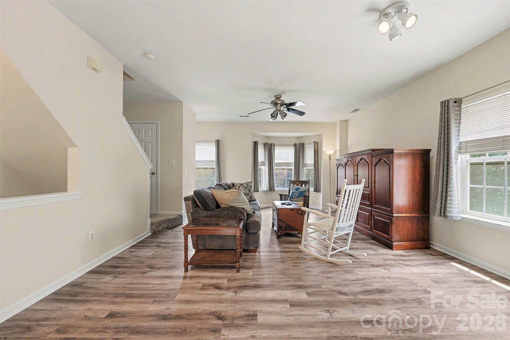 9866 Treeside Lane