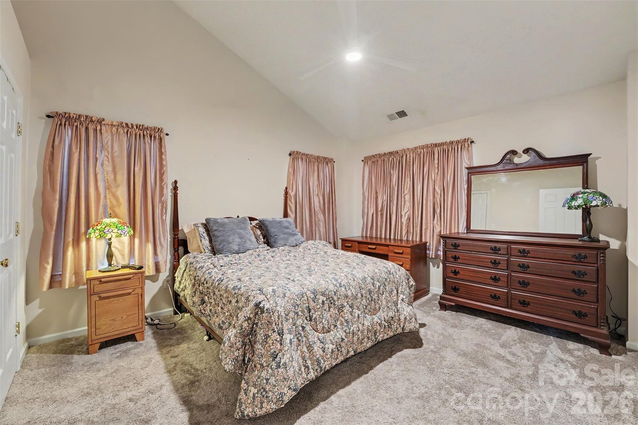 9866 Treeside Lane