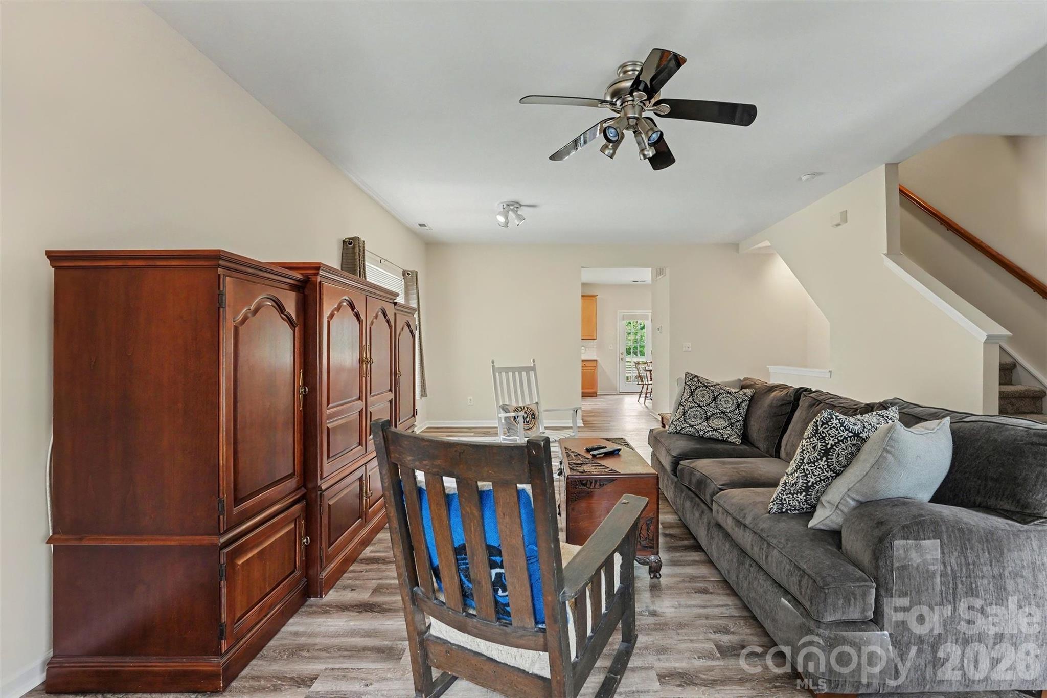 9866 Treeside Lane