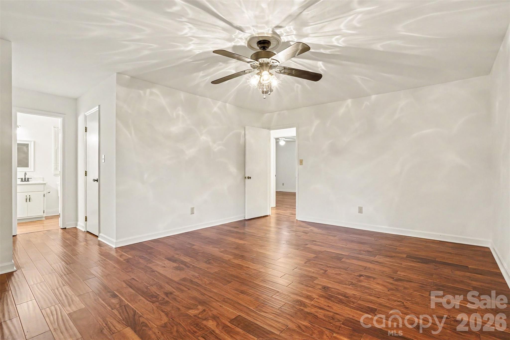 8225 Strawberry Lane