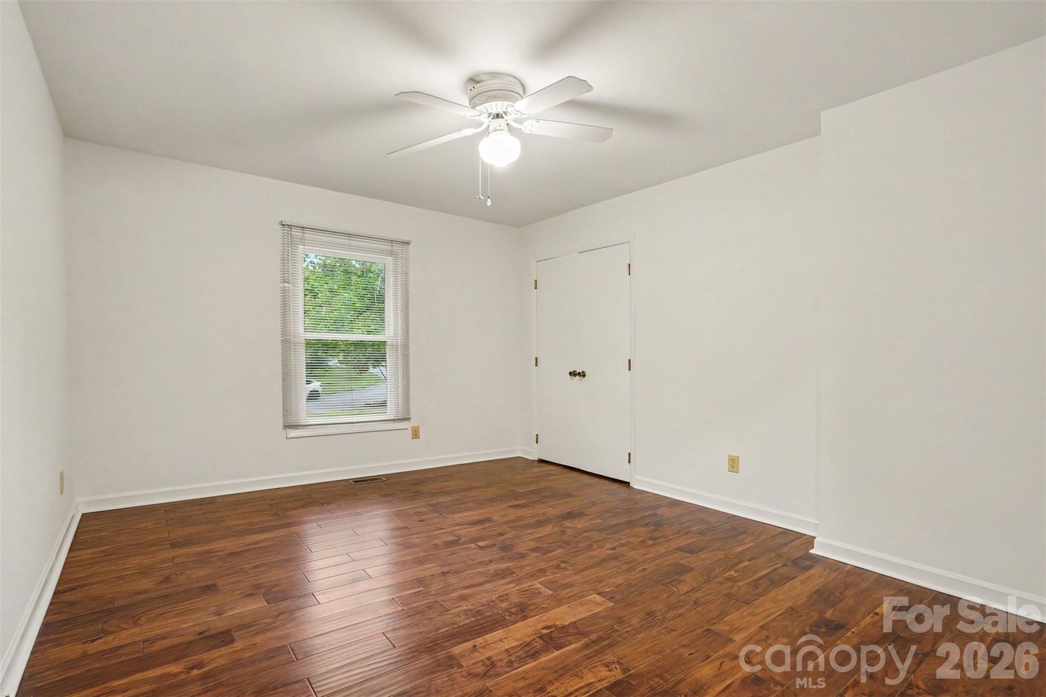 8225 Strawberry Lane