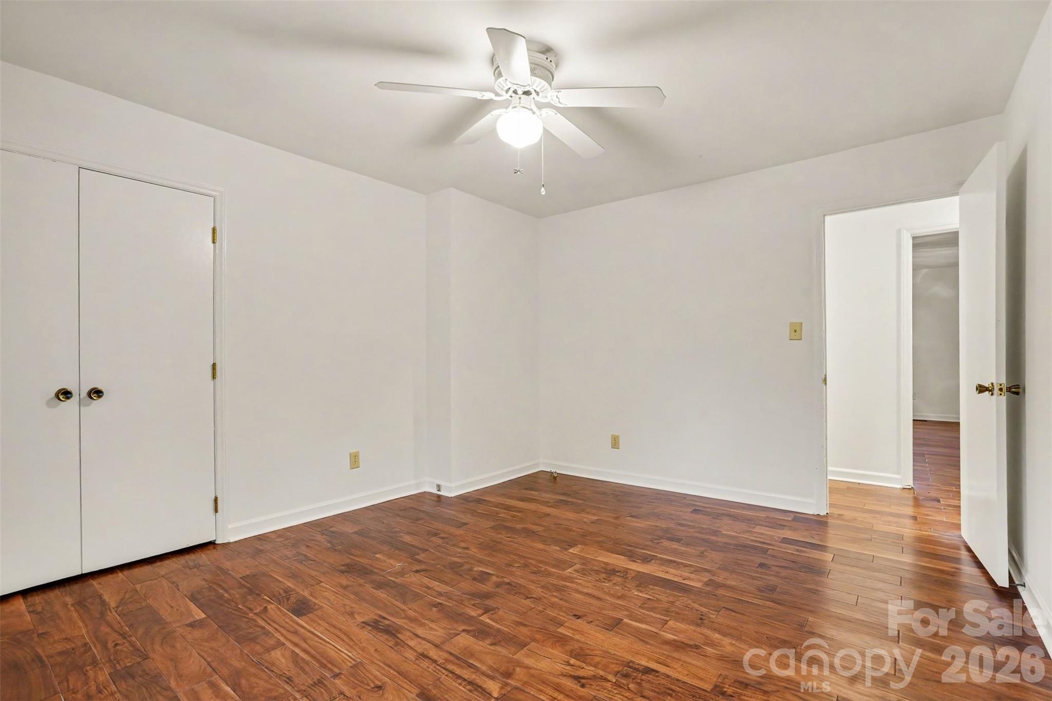 8225 Strawberry Lane