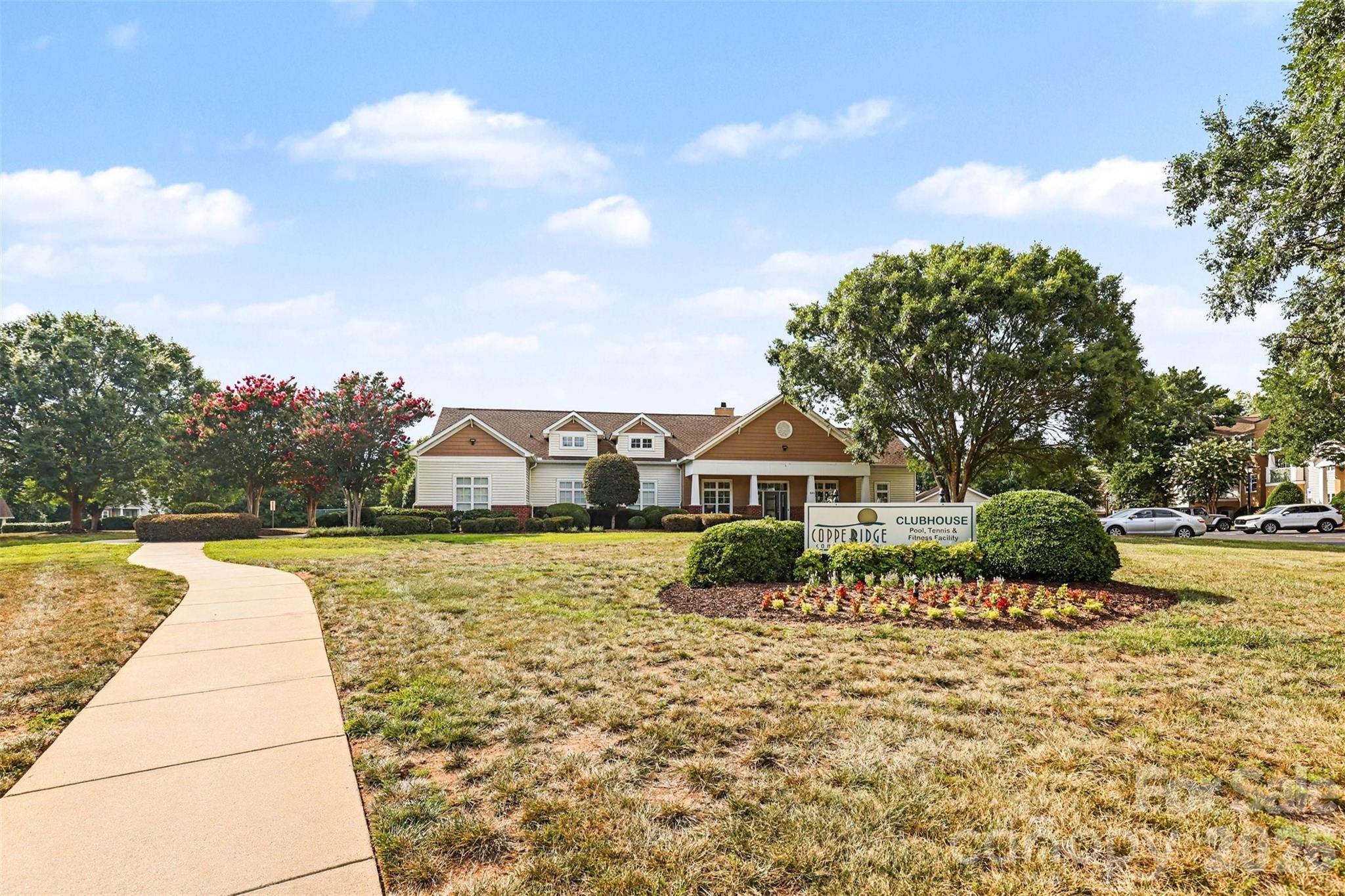 11855 Ridgeway Park Drive