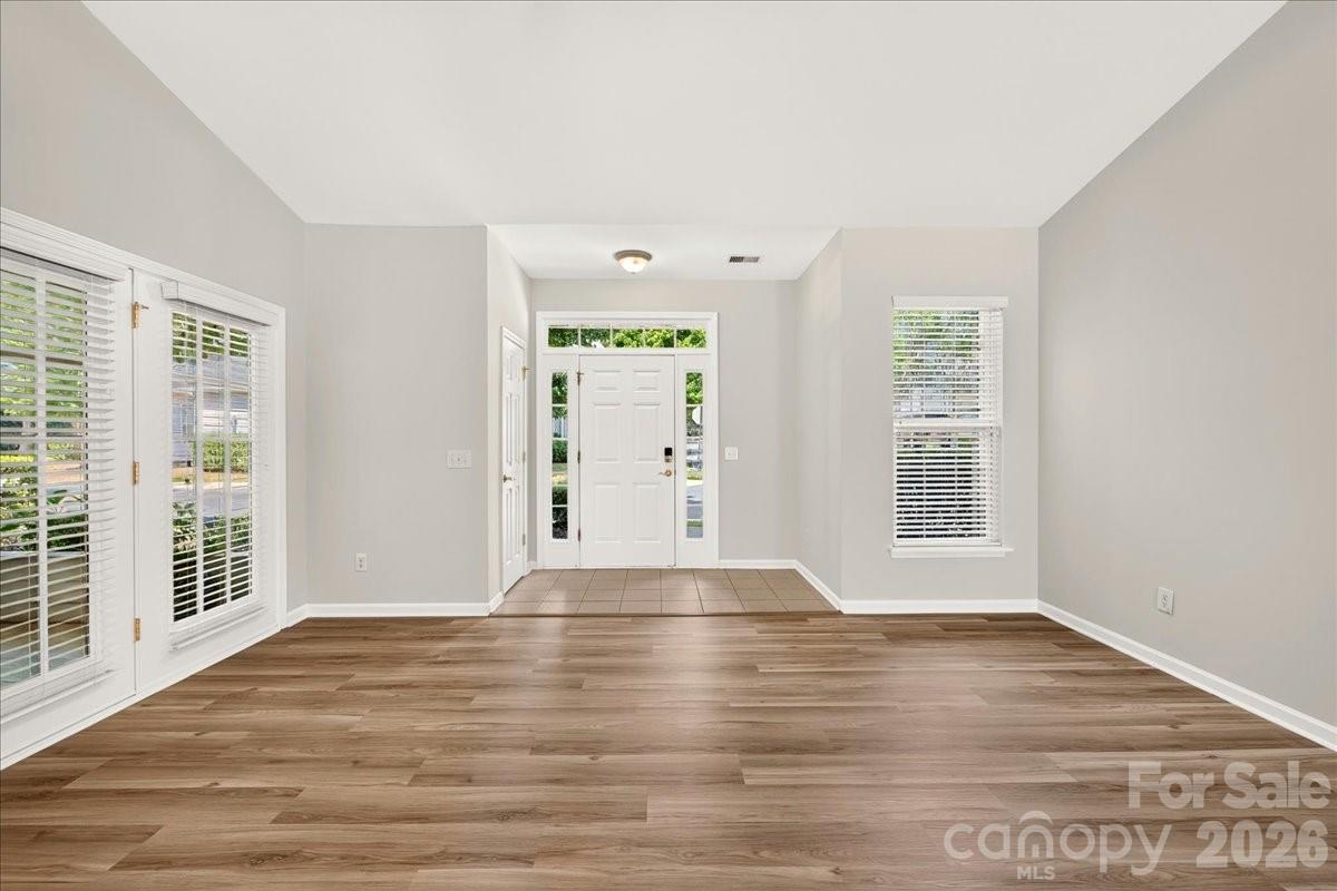 9236 Duckhorn Drive