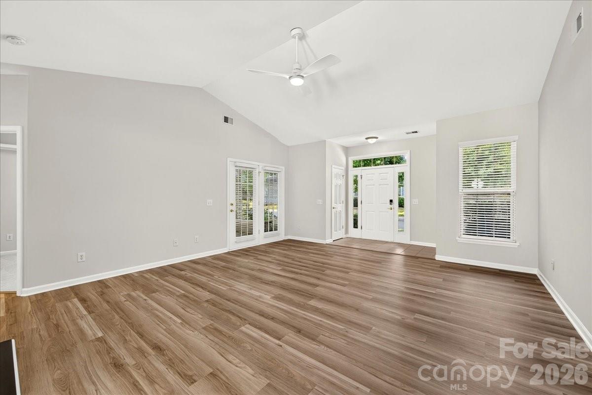 9236 Duckhorn Drive