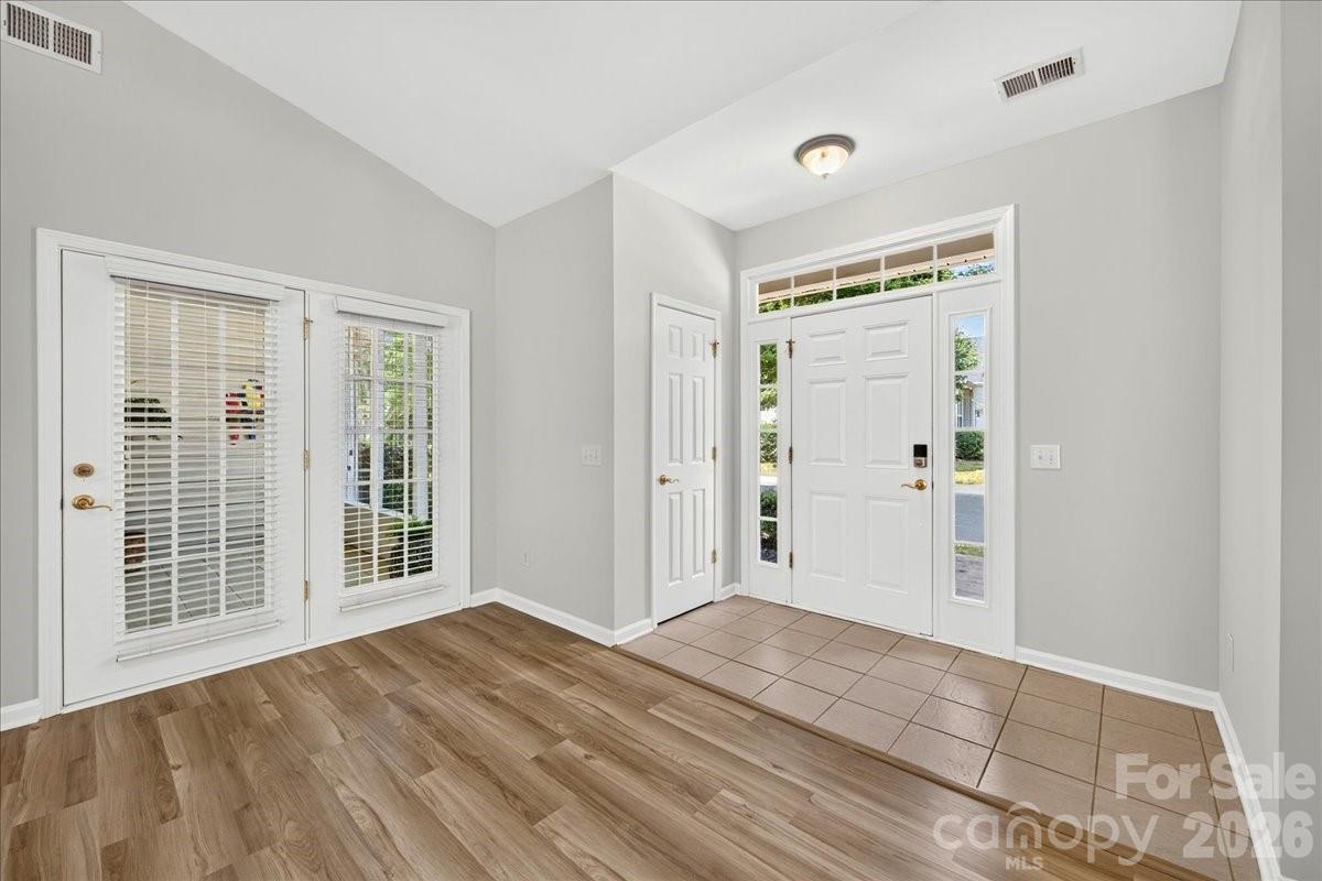 9236 Duckhorn Drive