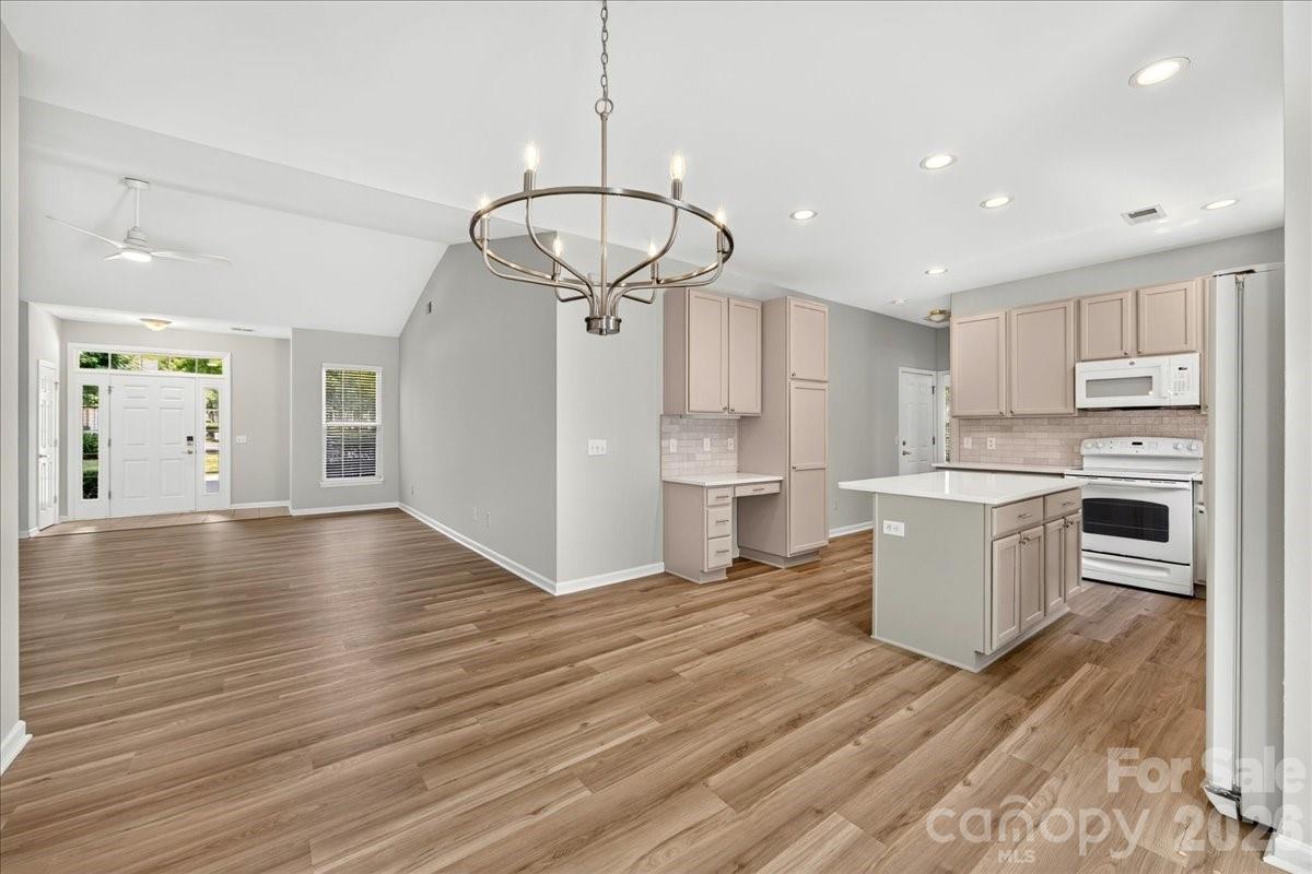 9236 Duckhorn Drive