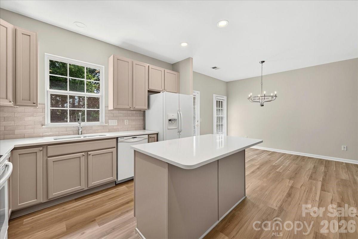 9236 Duckhorn Drive