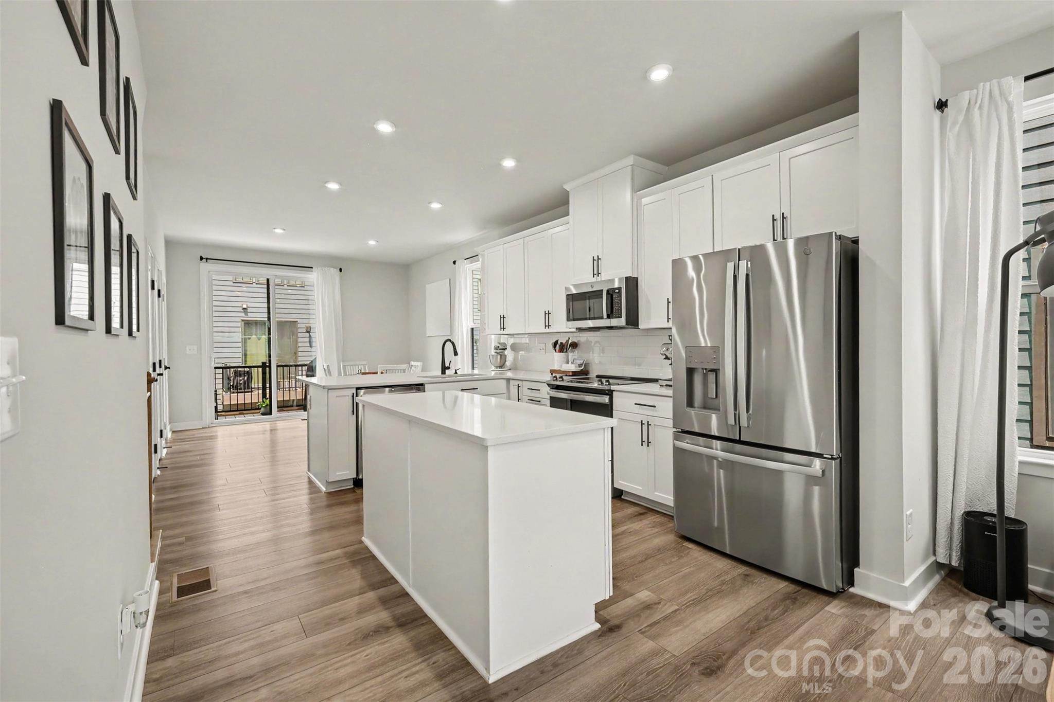 1018 Simcoe Lane