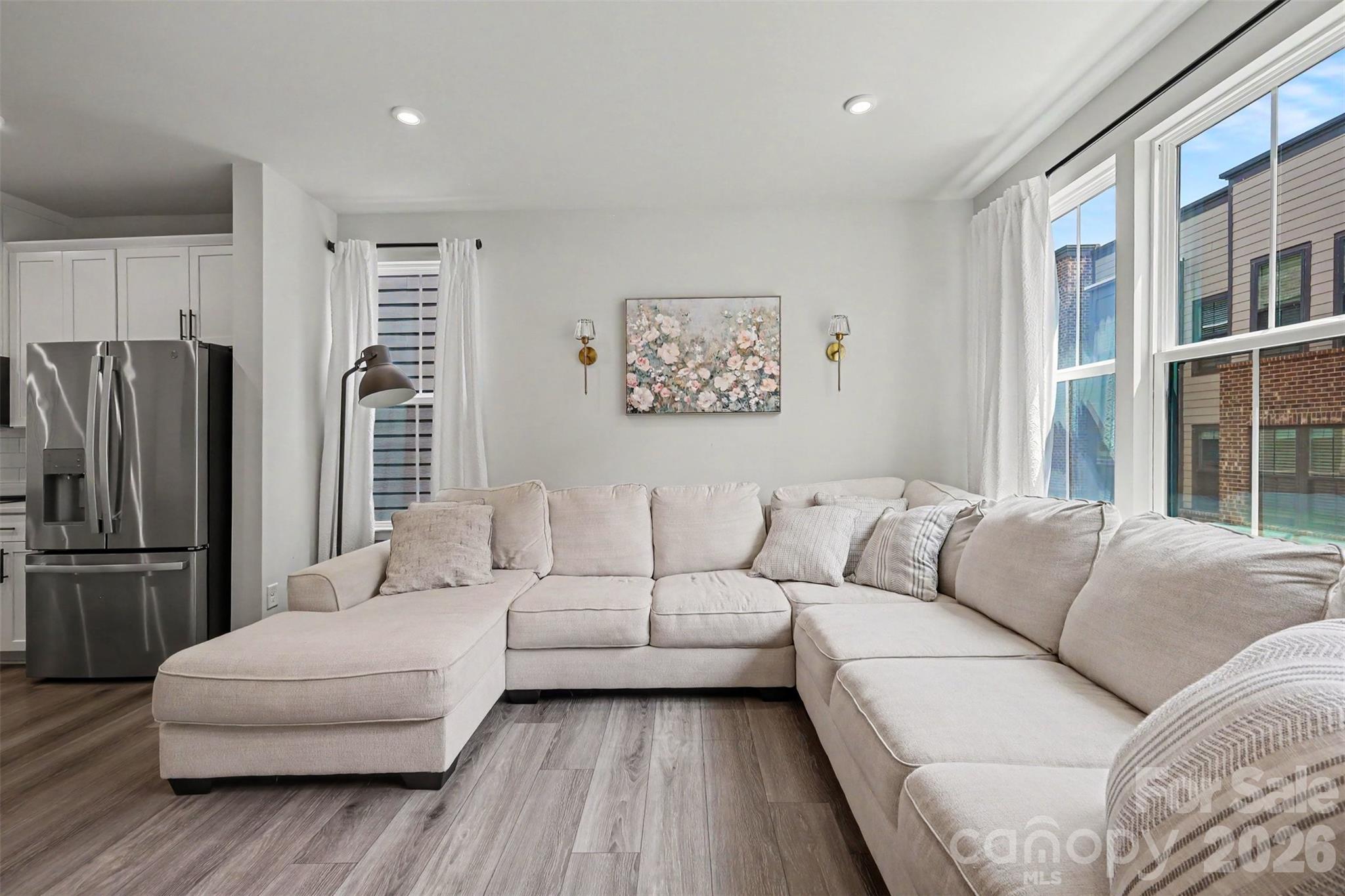 1018 Simcoe Lane