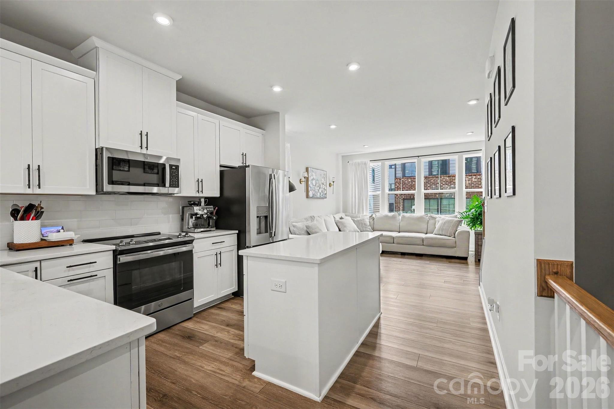 1018 Simcoe Lane