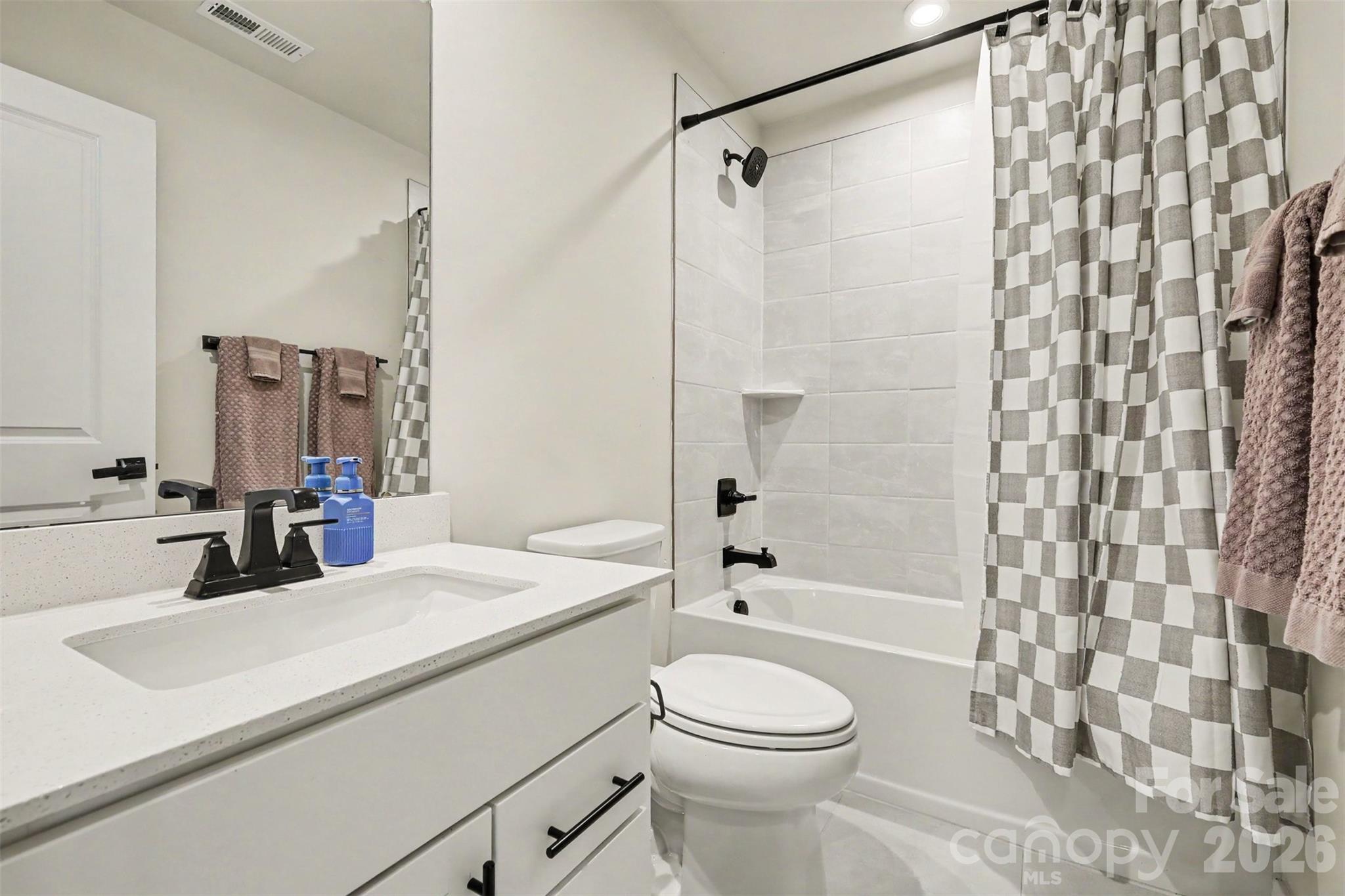 1018 Simcoe Lane