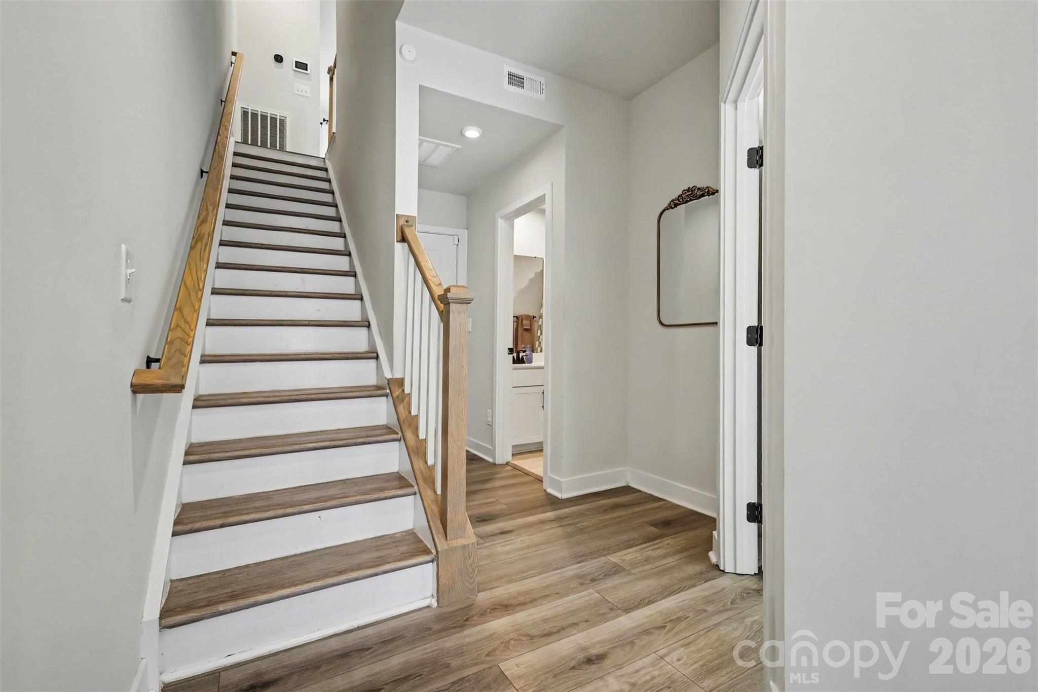 1018 Simcoe Lane