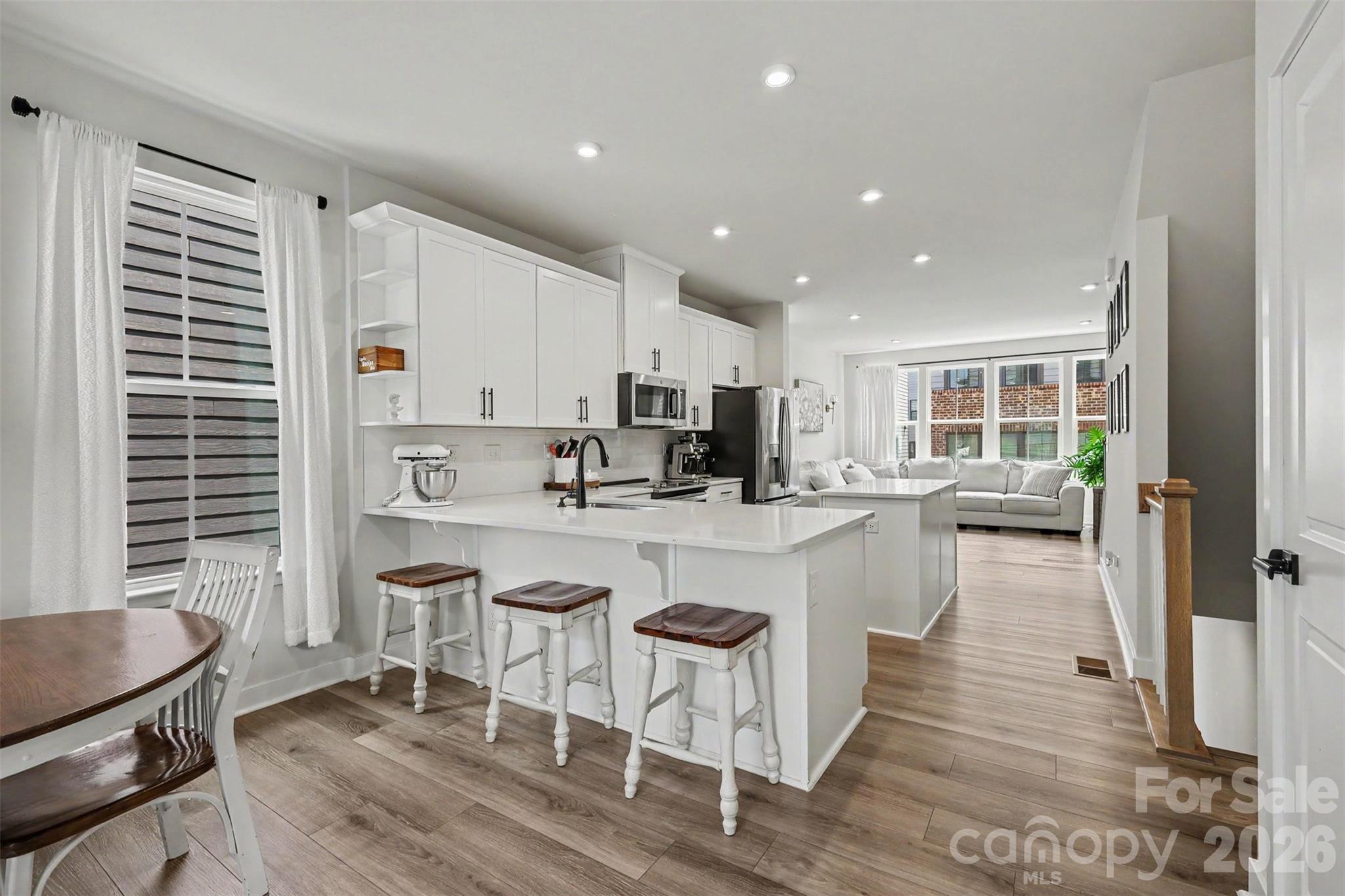 1018 Simcoe Lane