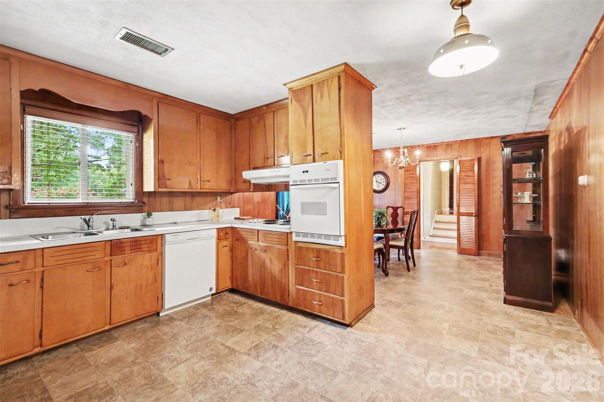 298 Enwood Drive