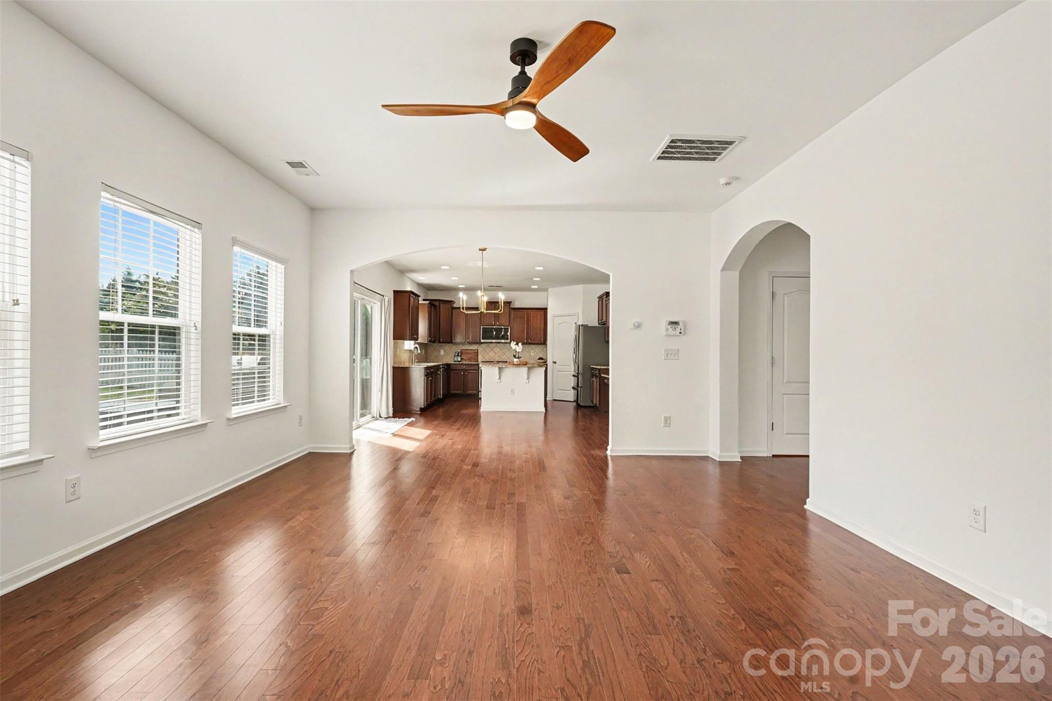 5810 Castlecove Road