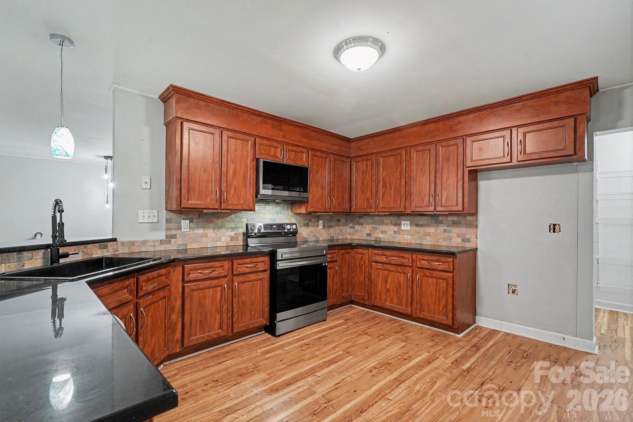 502 Cedarwood Drive