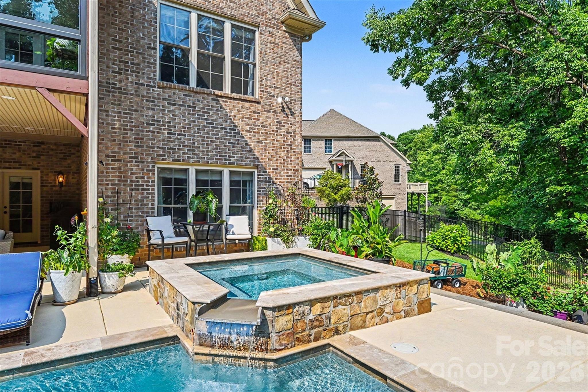 470 Swift Creek Cove