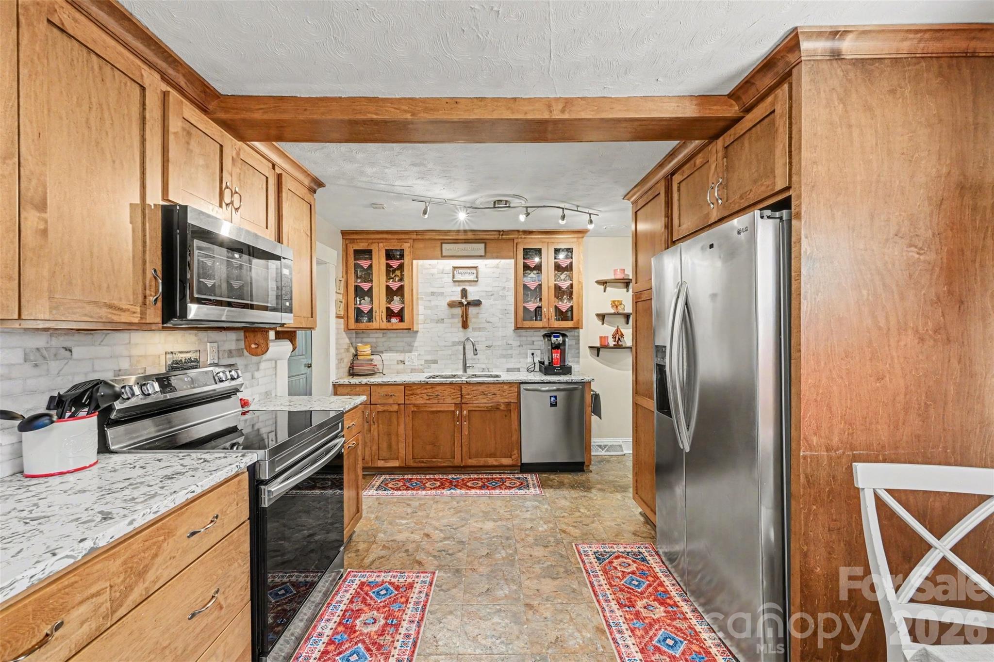 3748 Camp Stewart Road