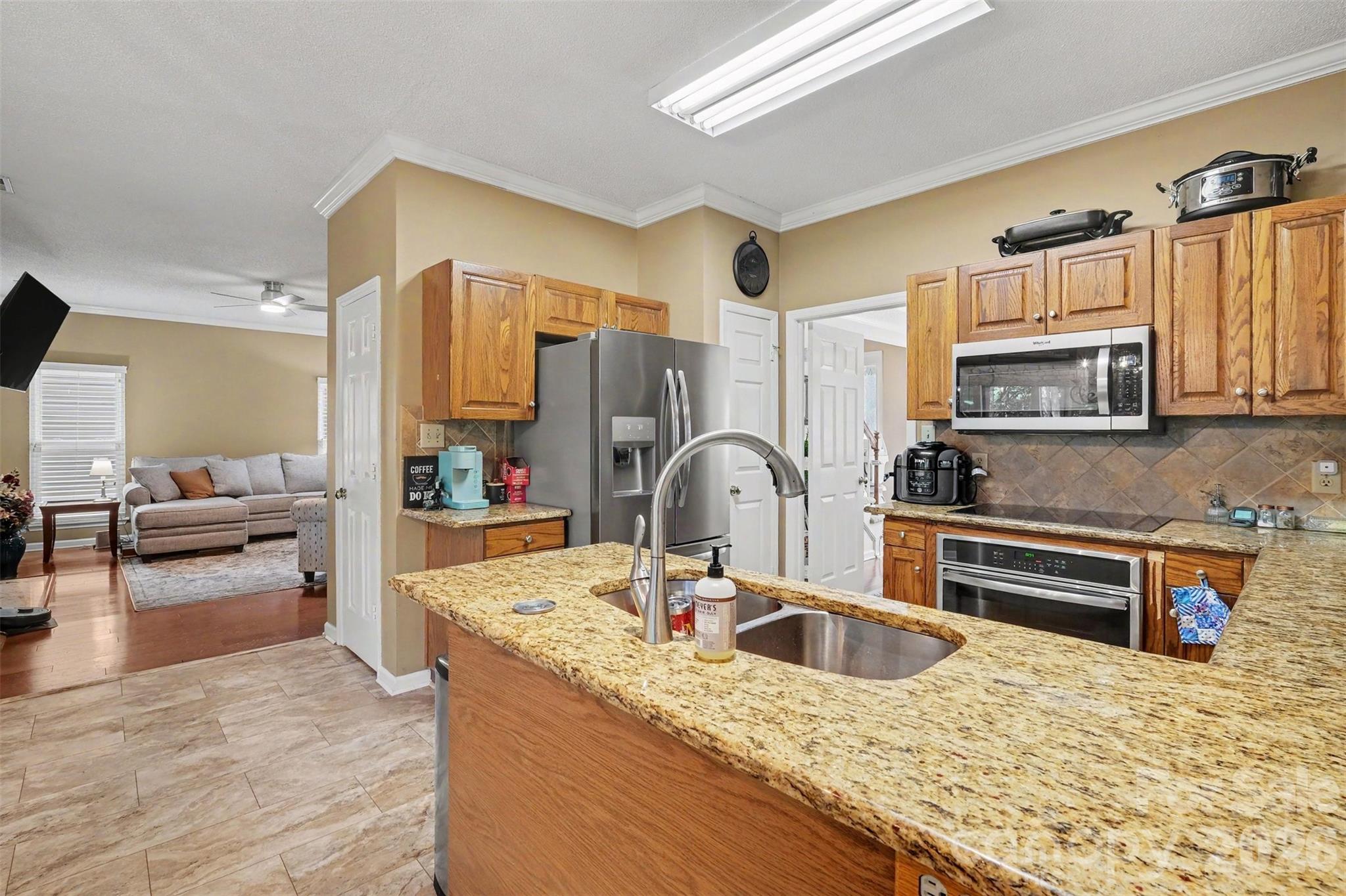 1223 Golden Hill Road