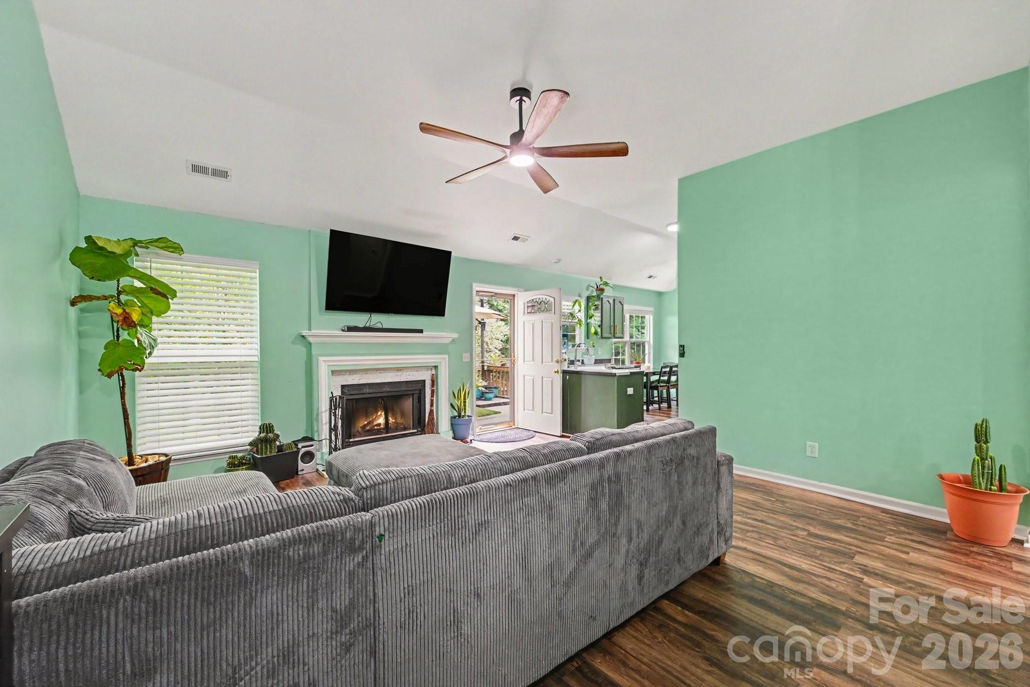1906 Stonewyck Avenue Unit: 110