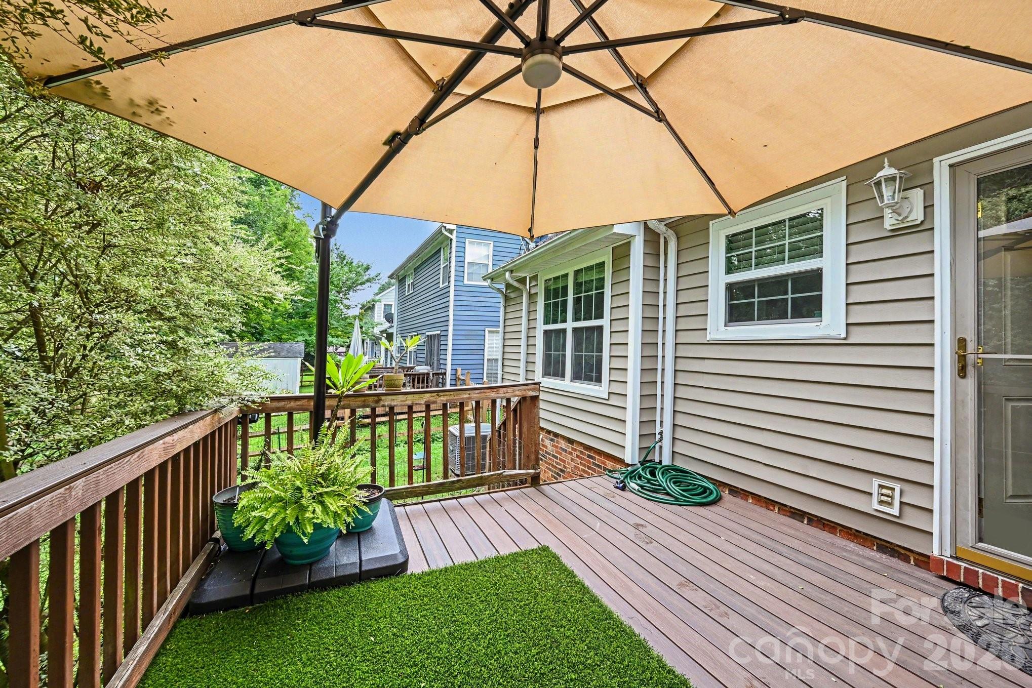 1906 Stonewyck Avenue Unit: 110