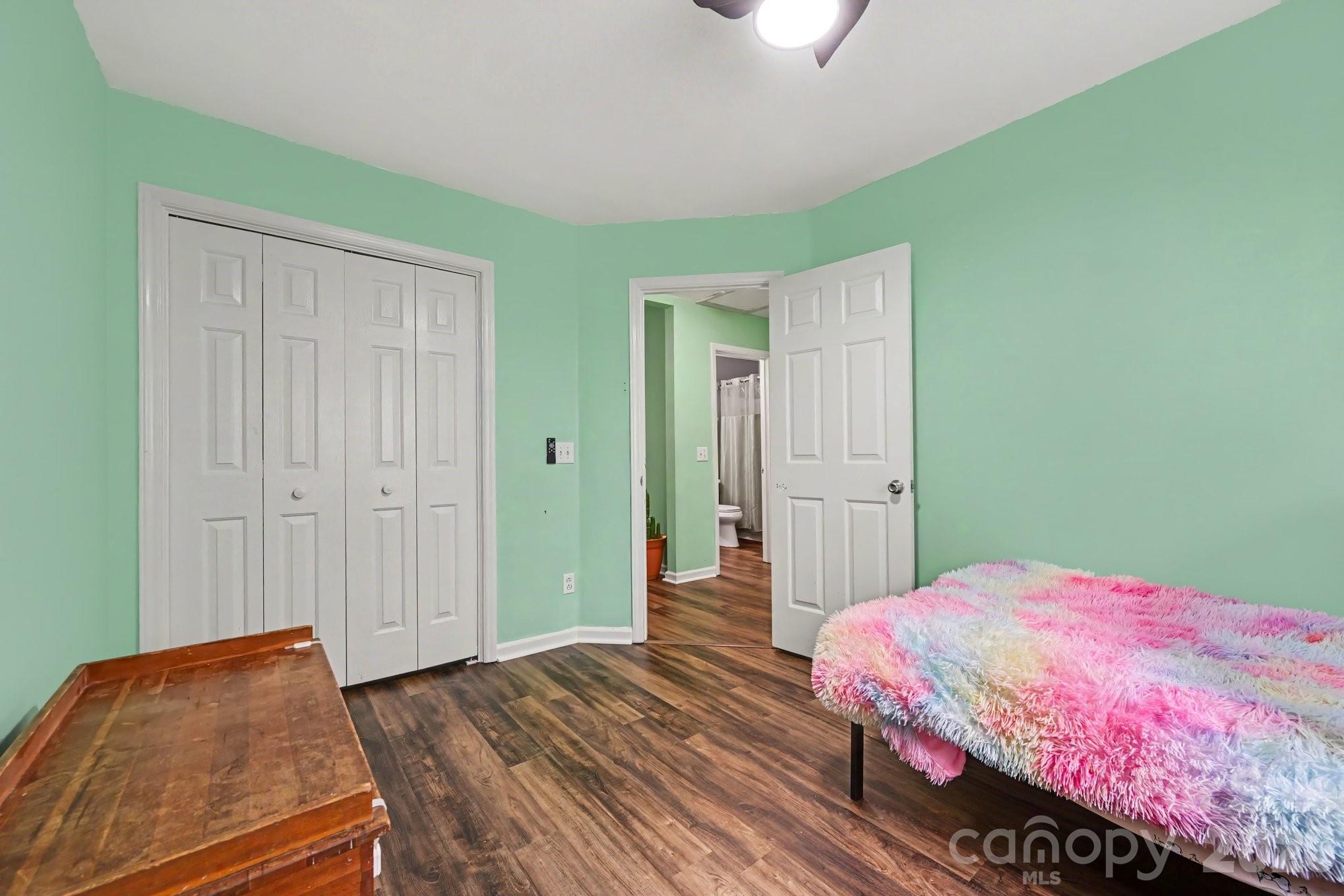 1906 Stonewyck Avenue Unit: 110