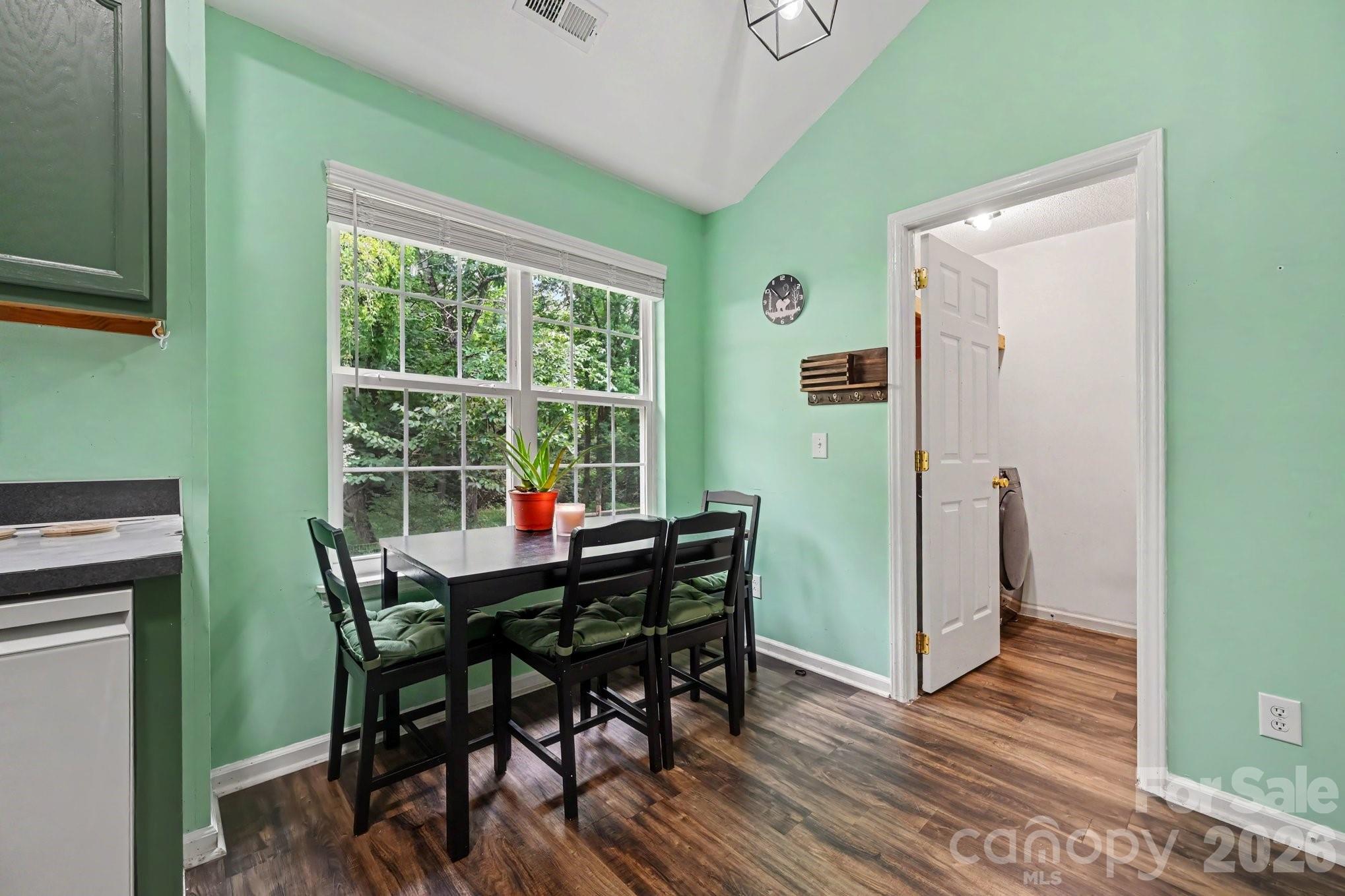 1906 Stonewyck Avenue Unit: 110