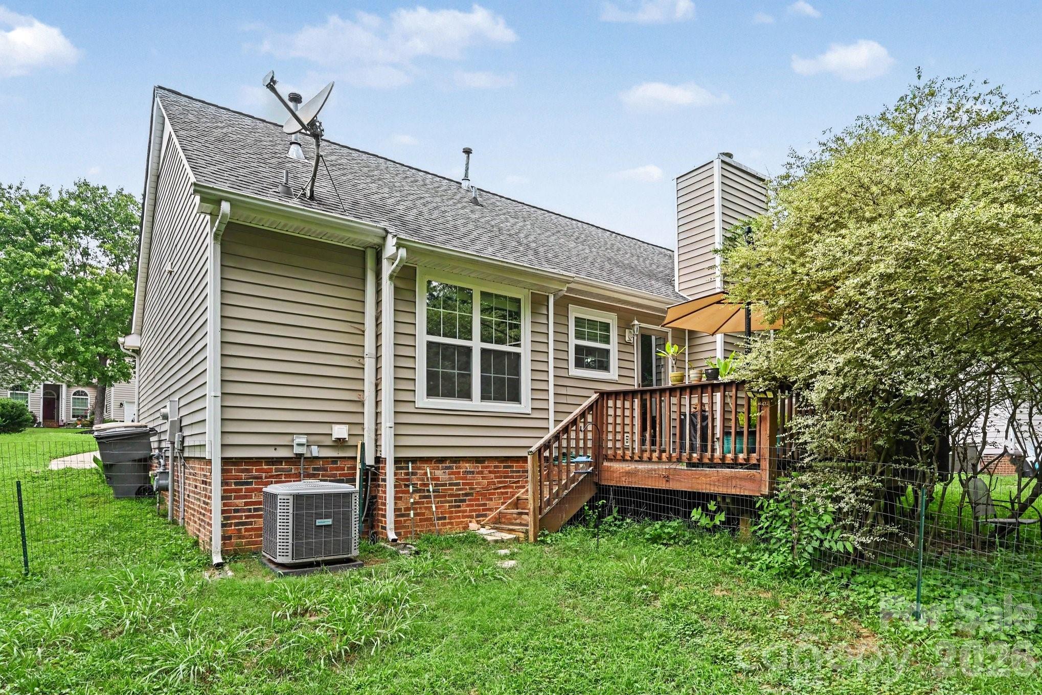 1906 Stonewyck Avenue Unit: 110