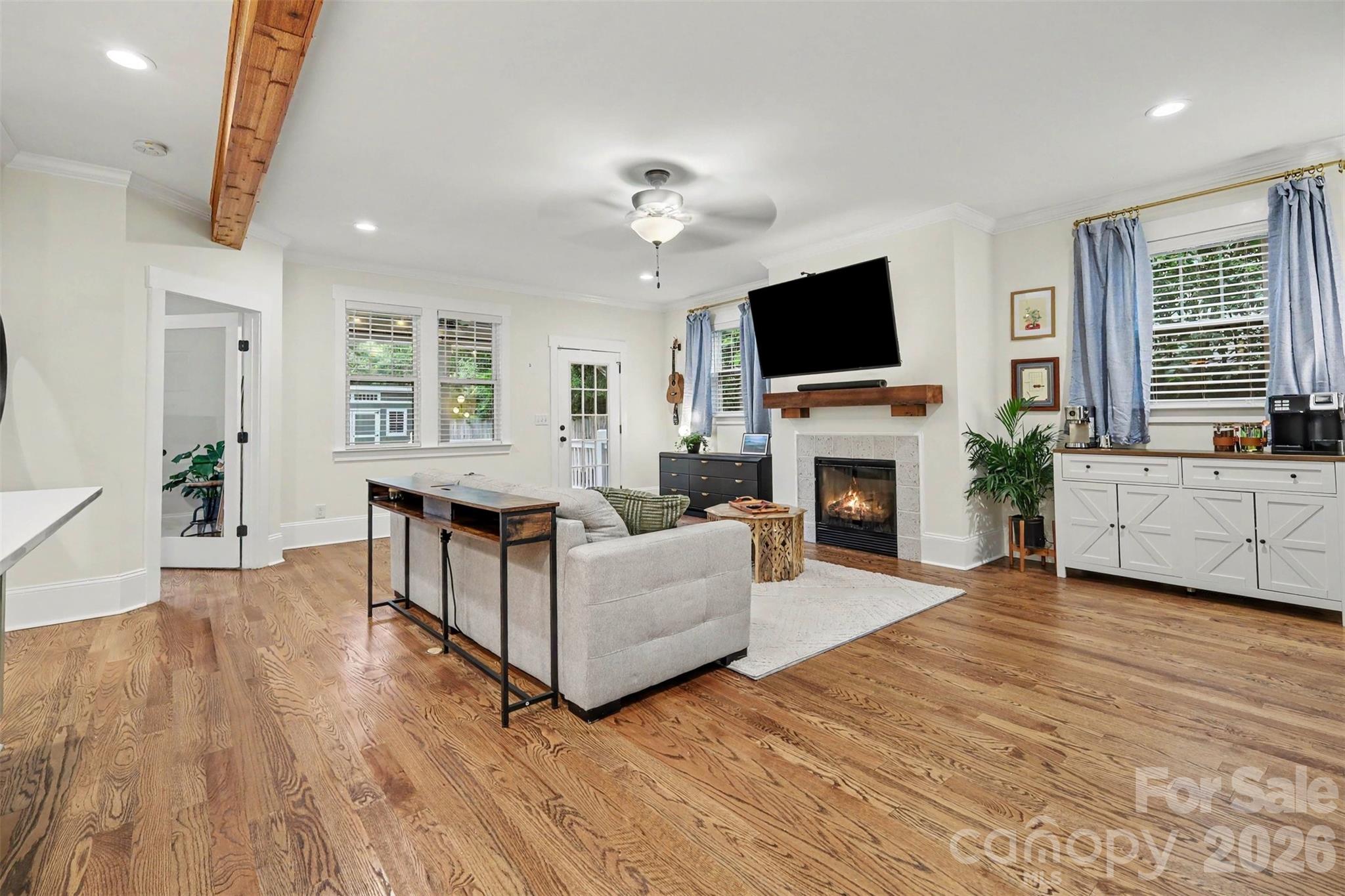 2409 Marlowe Avenue Unit: B