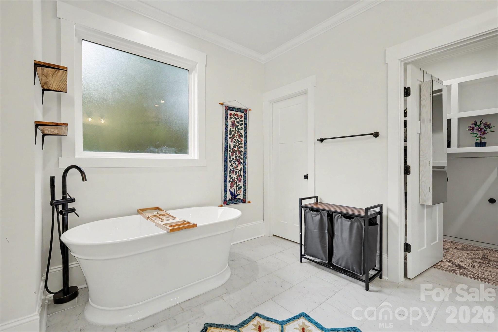2409 Marlowe Avenue Unit: B