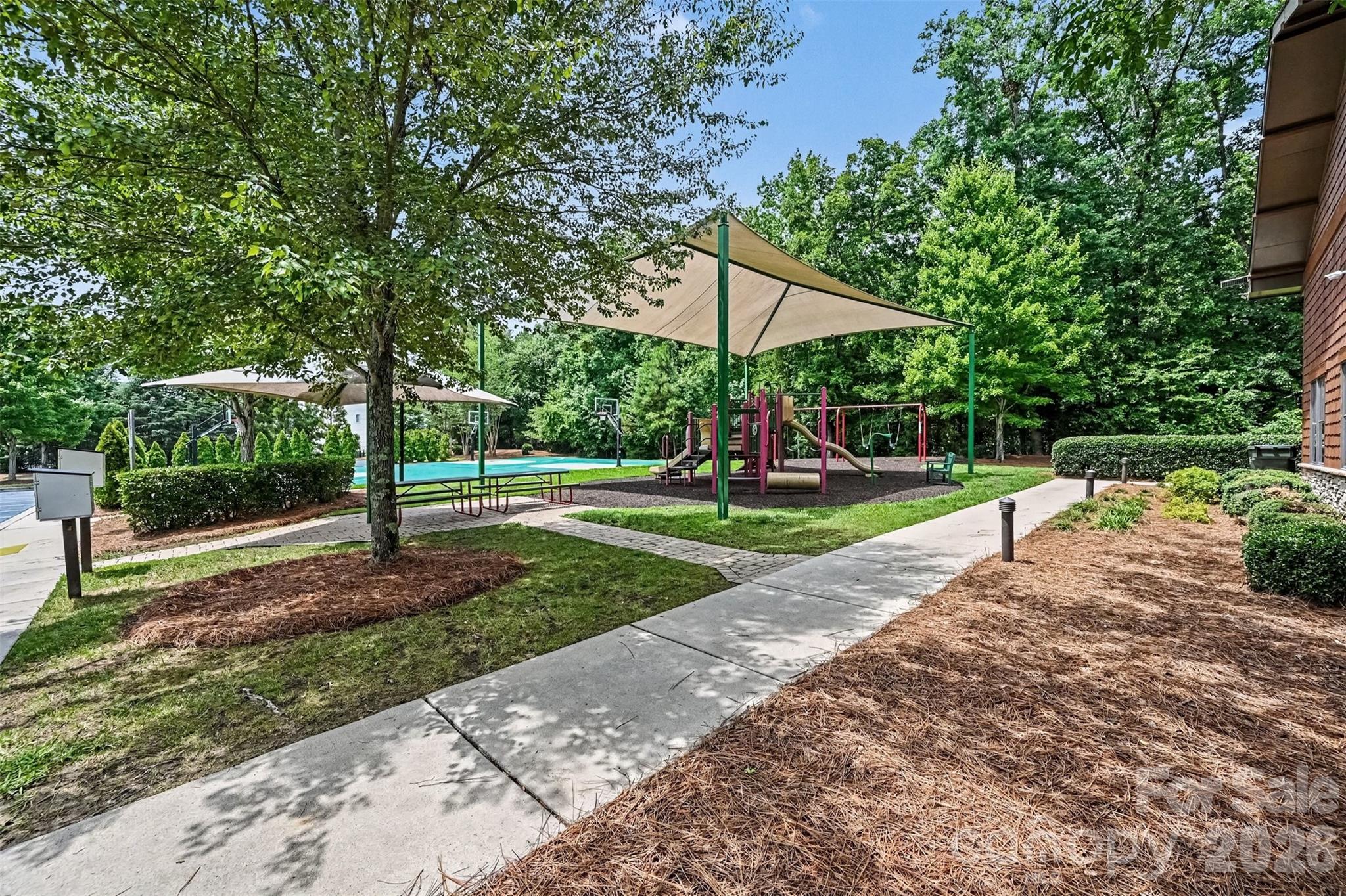2316 Celandine Way