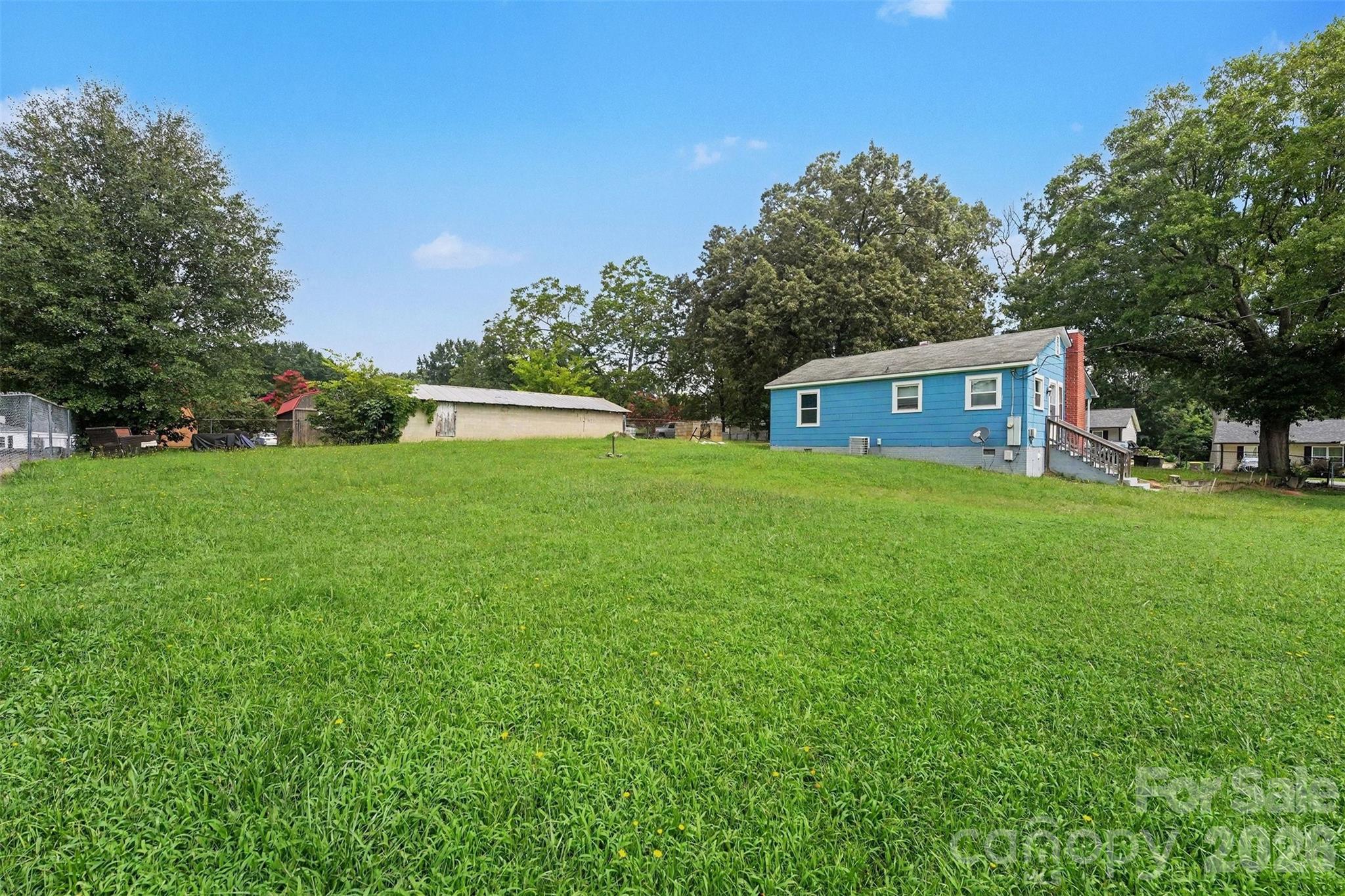 1102 Desoto Avenue