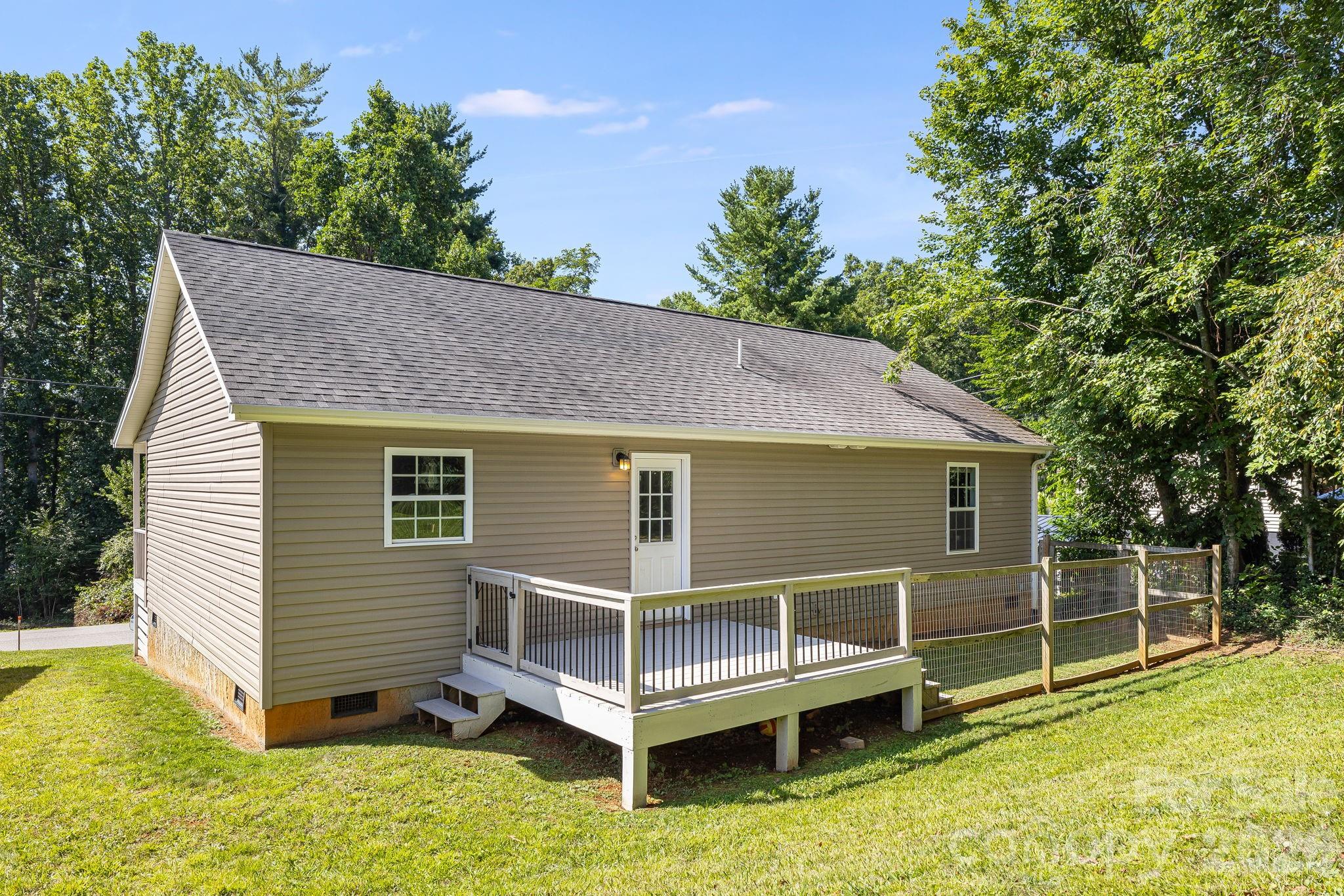 76 Selwyn Road