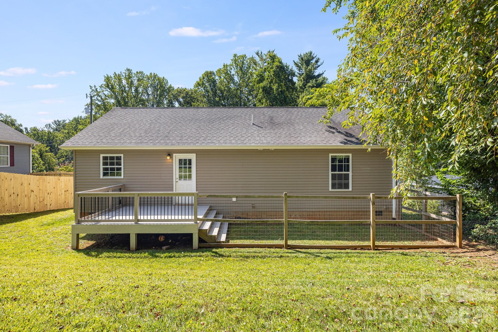 76 Selwyn Road