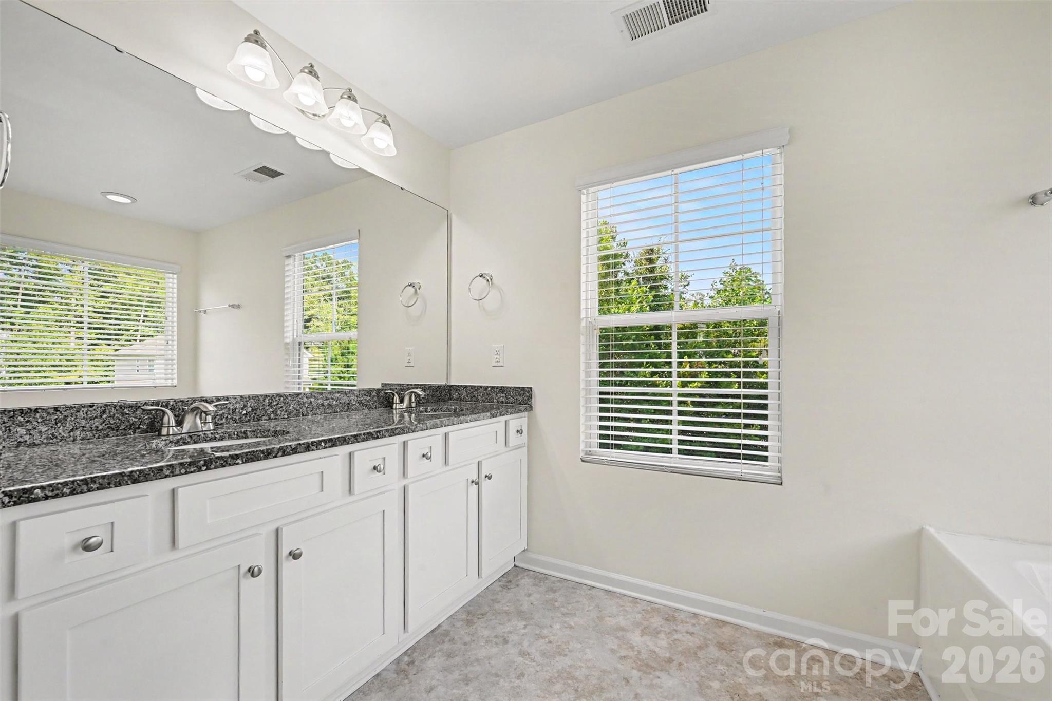 618 Oak Brook Drive