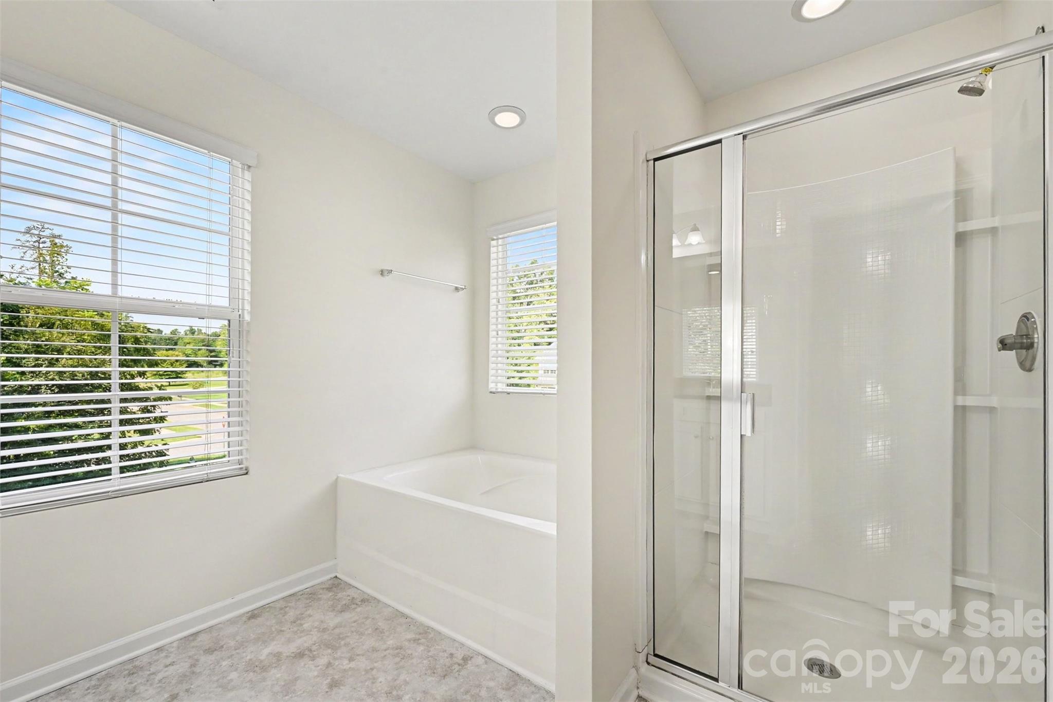 618 Oak Brook Drive