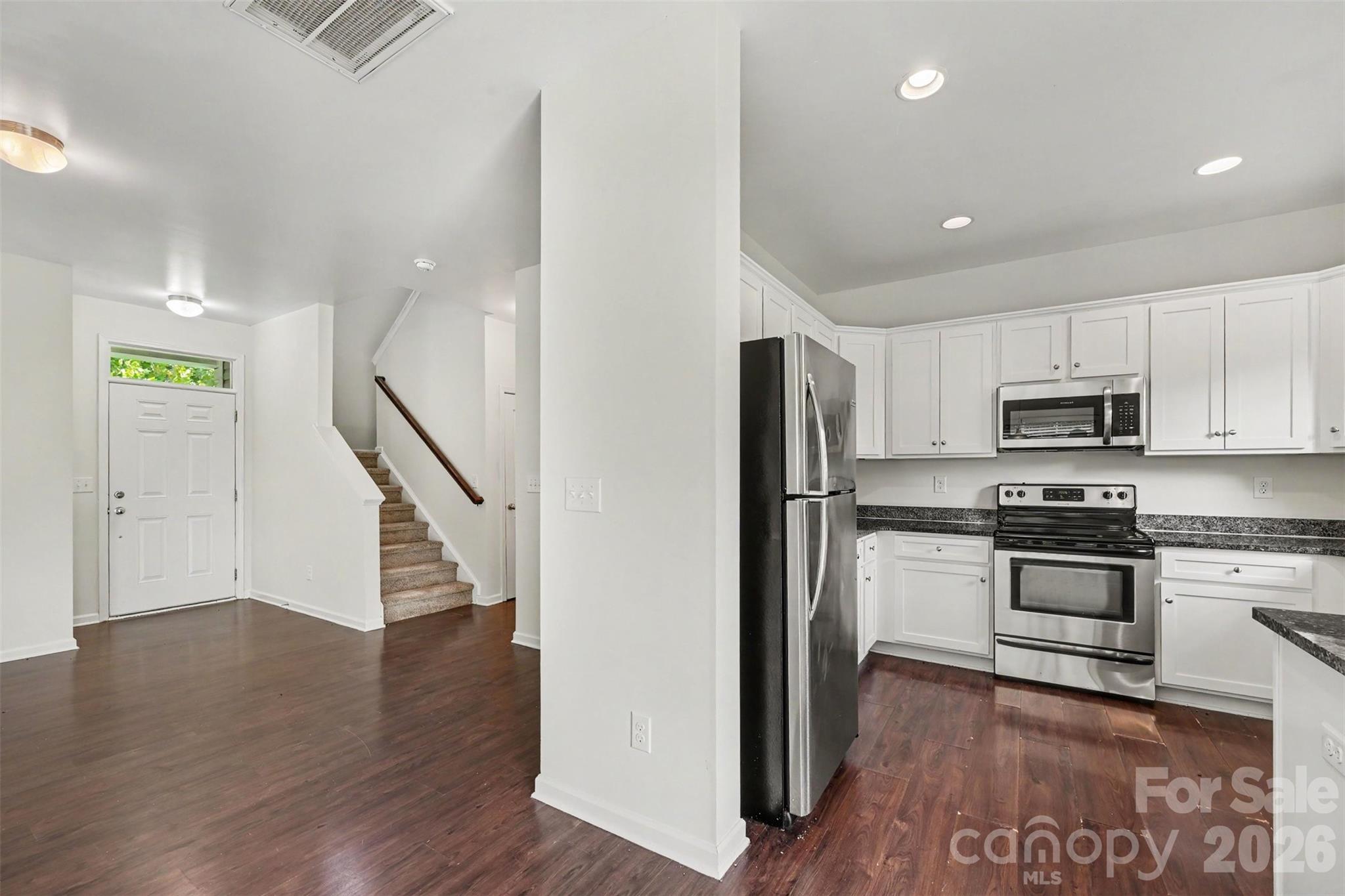 618 Oak Brook Drive