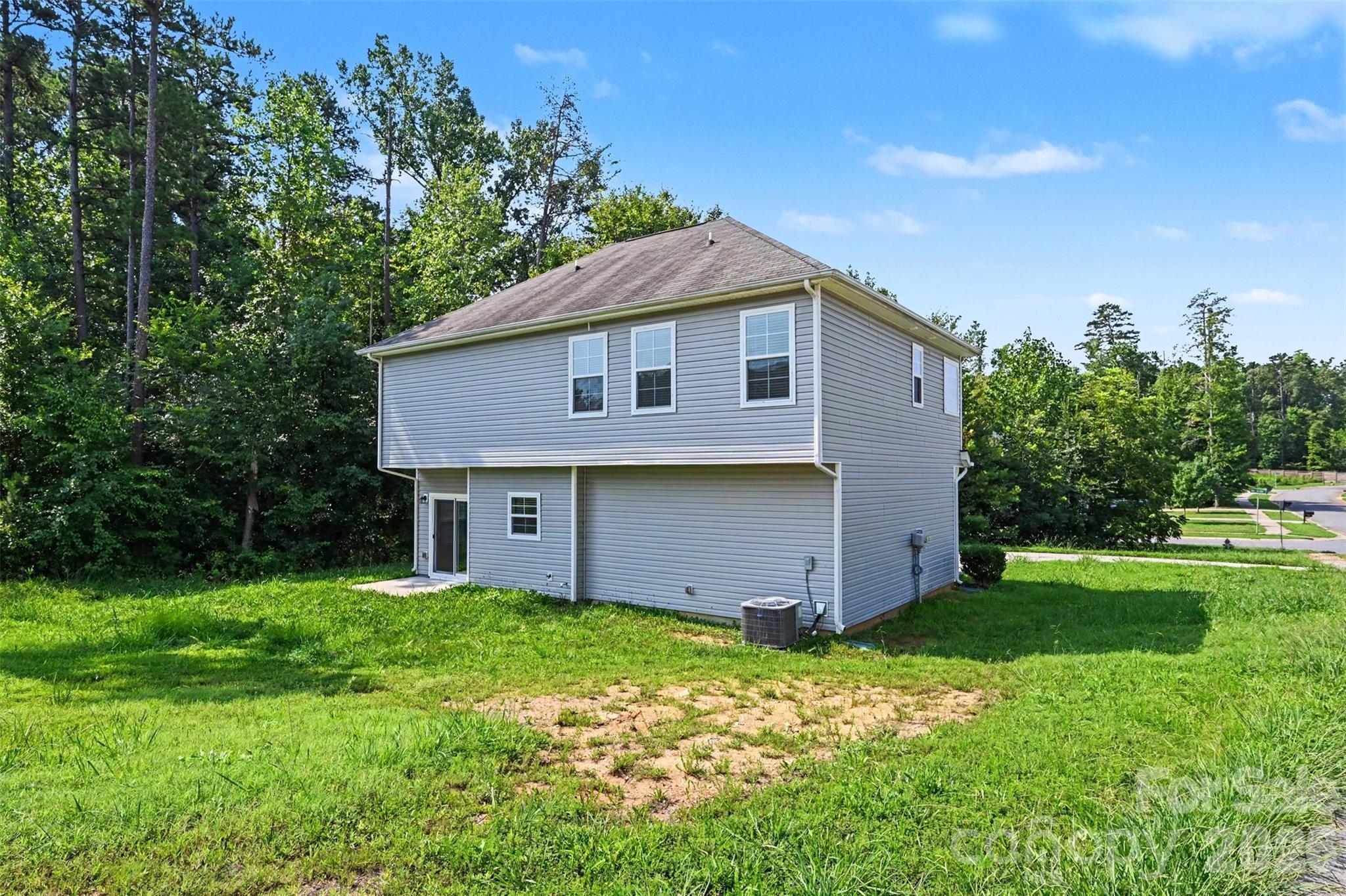 618 Oak Brook Drive