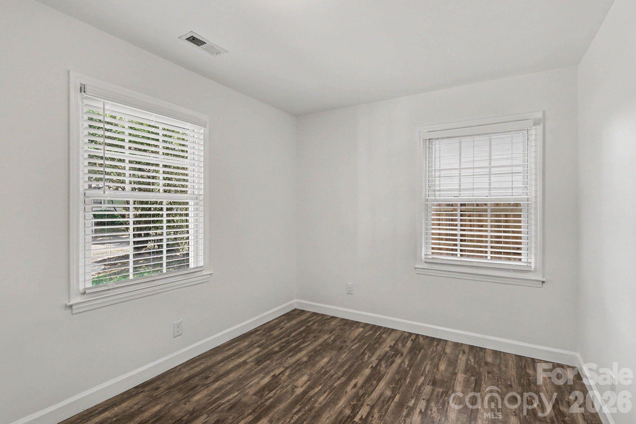 113 N Smallwood Place